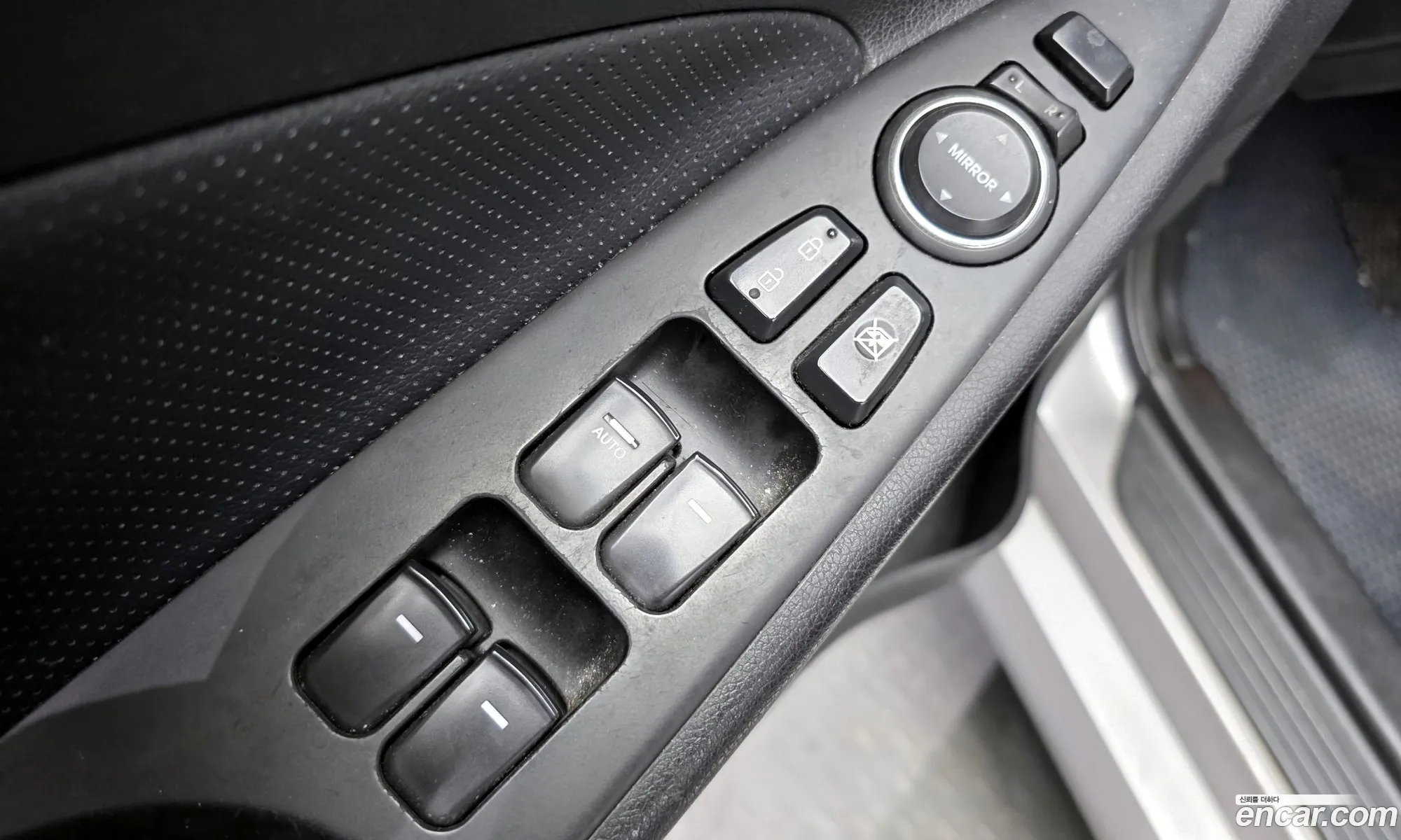 Hyundai Sonata Hybrid 2013 — 19
