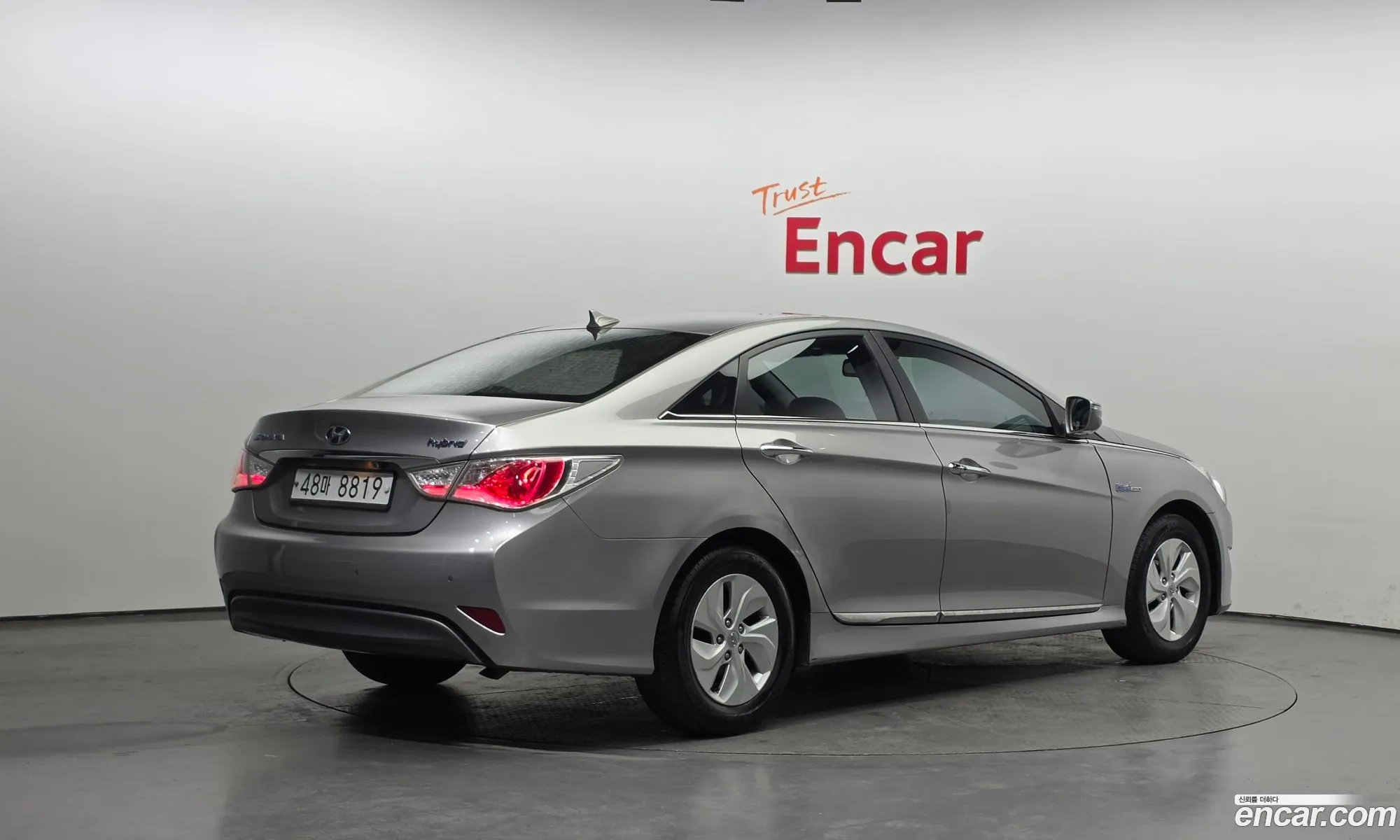 Hyundai Sonata Hybrid 2013 — 17