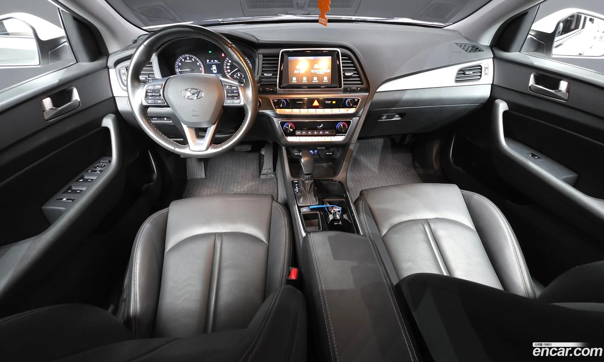 Hyundai Sonata New Rise 2017 — 17