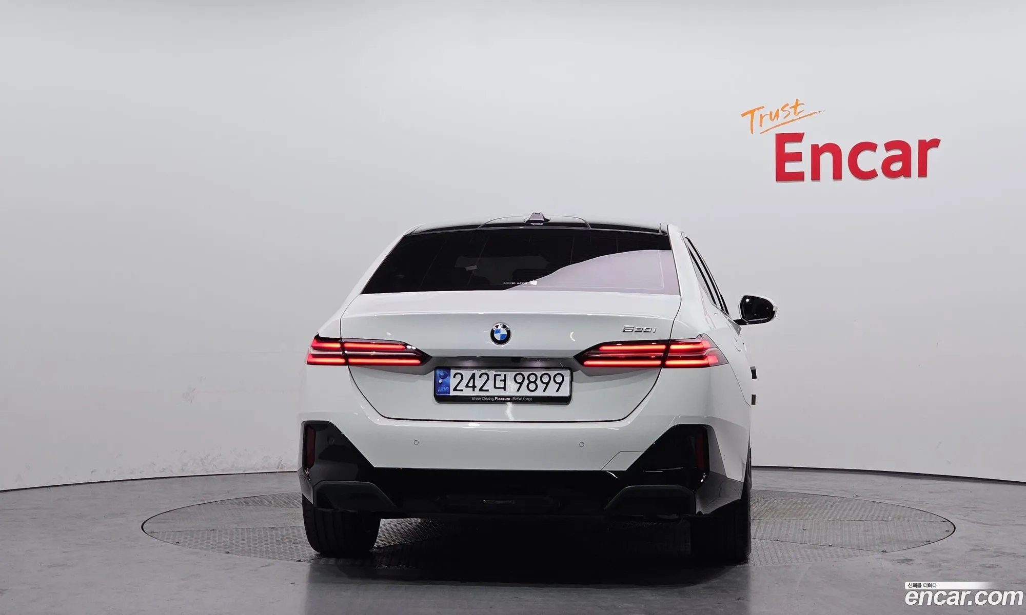 BMW 5 Series 2024 — 13