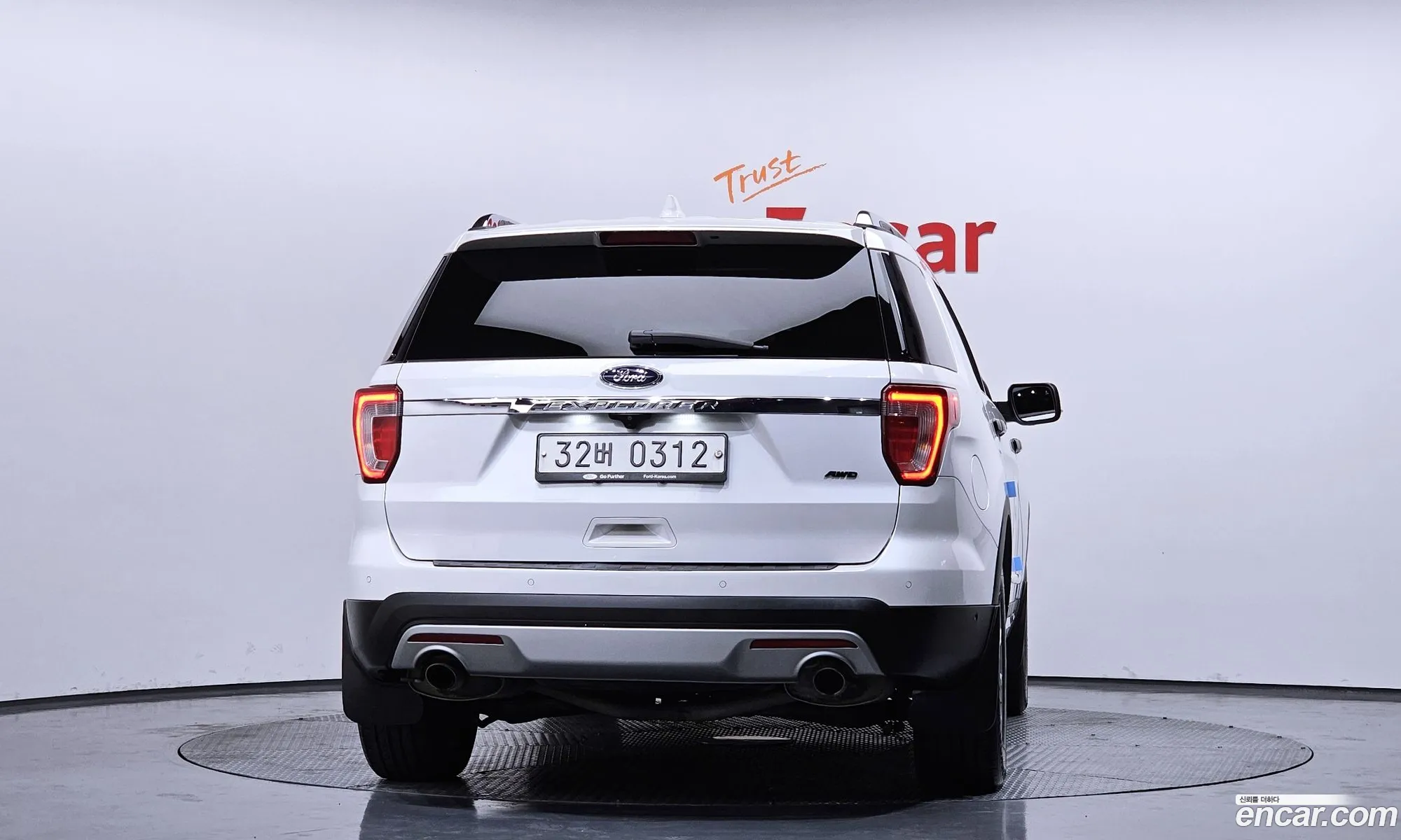Ford Explorer 2016 1FM5K8FH5GGB24614 — 17