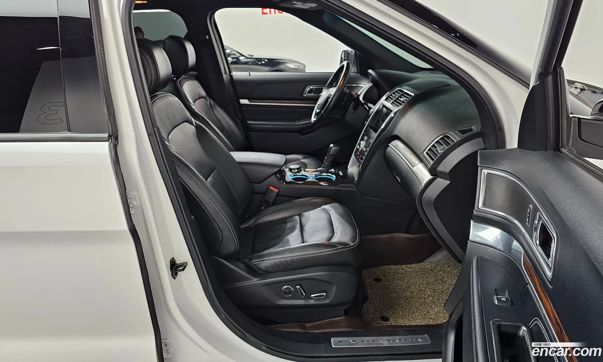 Ford Explorer 2016 1FM5K8FH5GGB24614 — 13