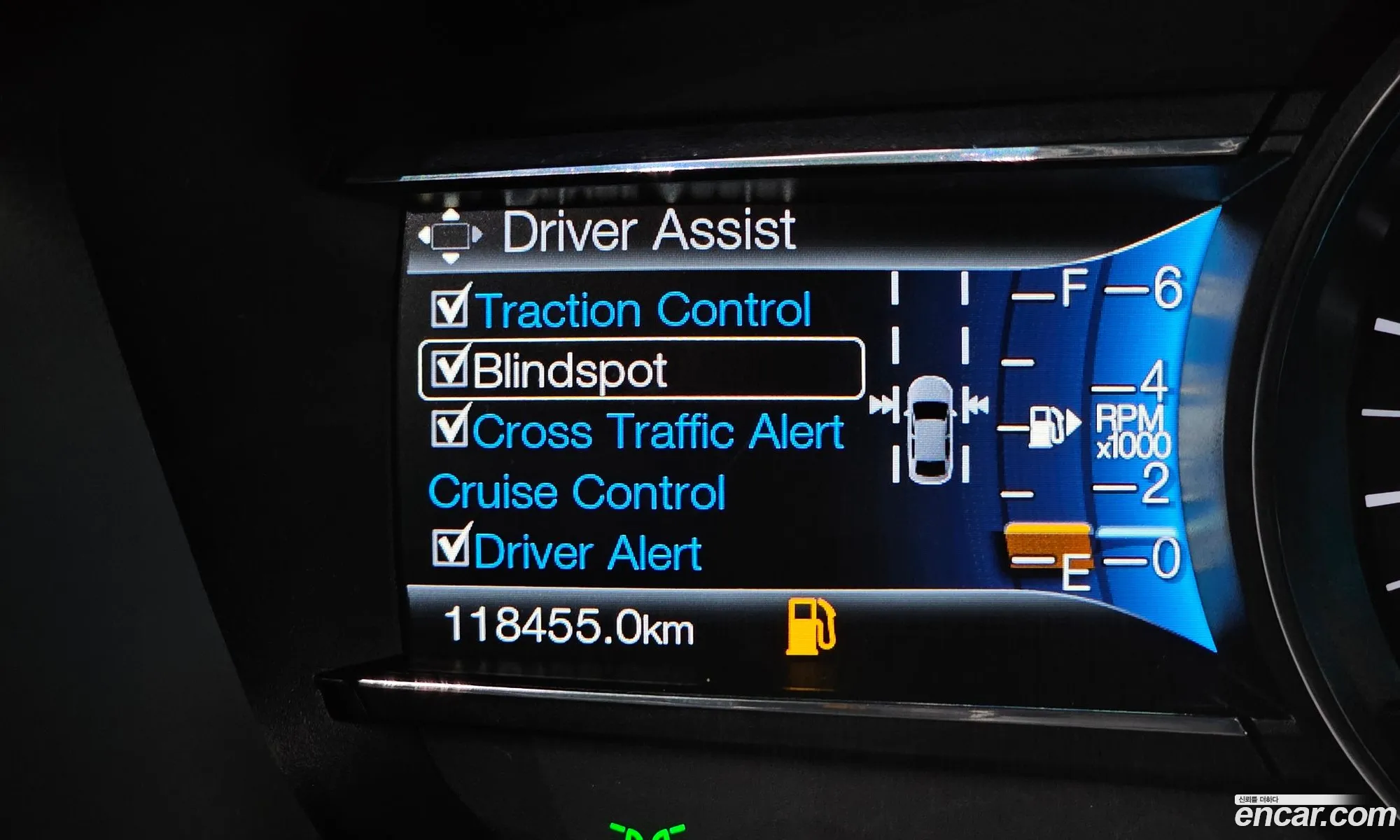 Ford Explorer 2016 1FM5K8FH5GGB24614 — 16