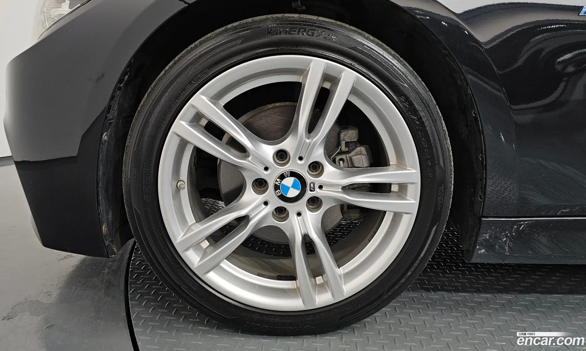BMW 3 Series 2017 — 15