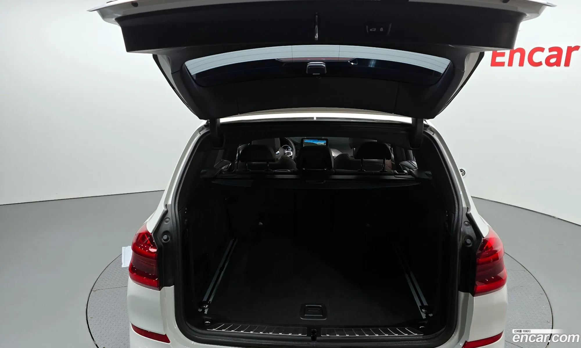 BMW X3 2018 WBATX3105JLB94484 — 5