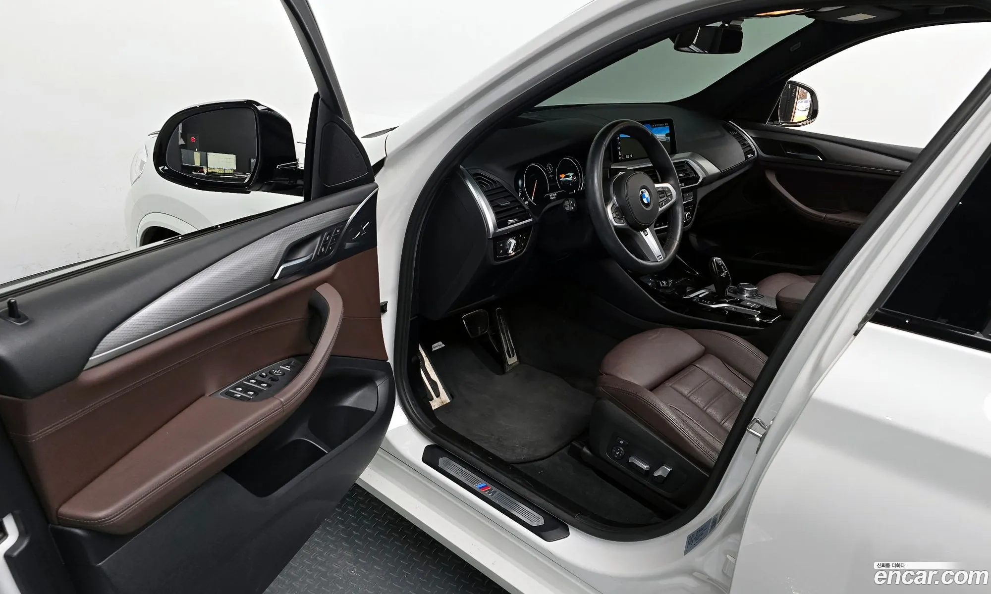 BMW X3 2018 WBATX3105JLB94484 — 17