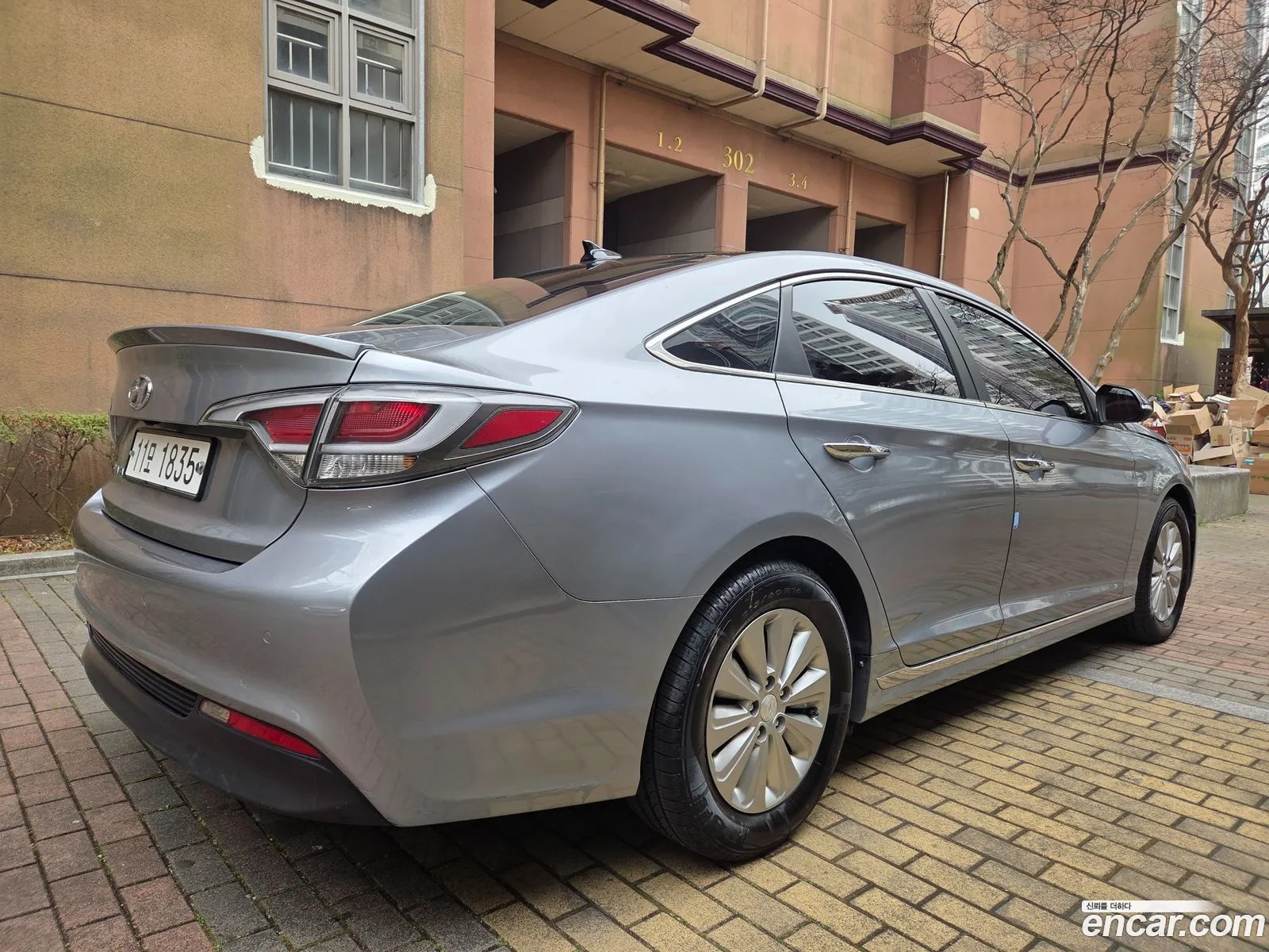 Hyundai LF Sonata Hybrid 2015 — 9