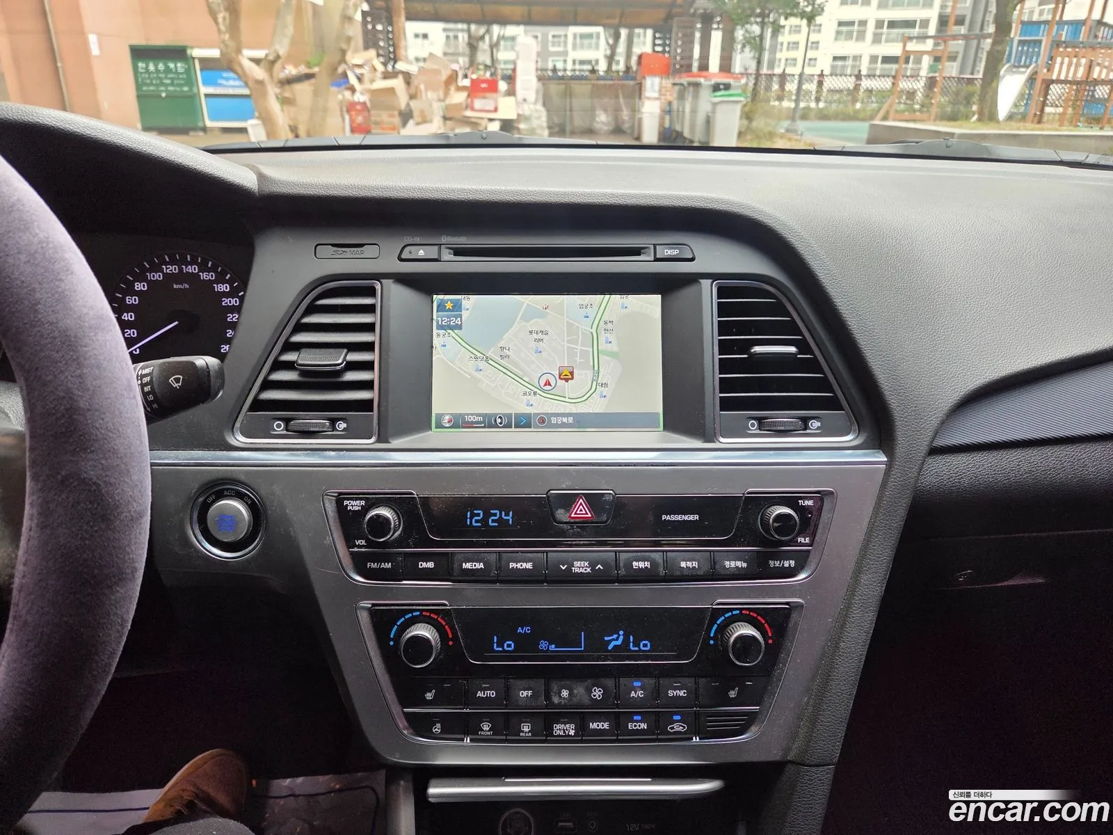 Hyundai LF Sonata Hybrid 2015 — 13