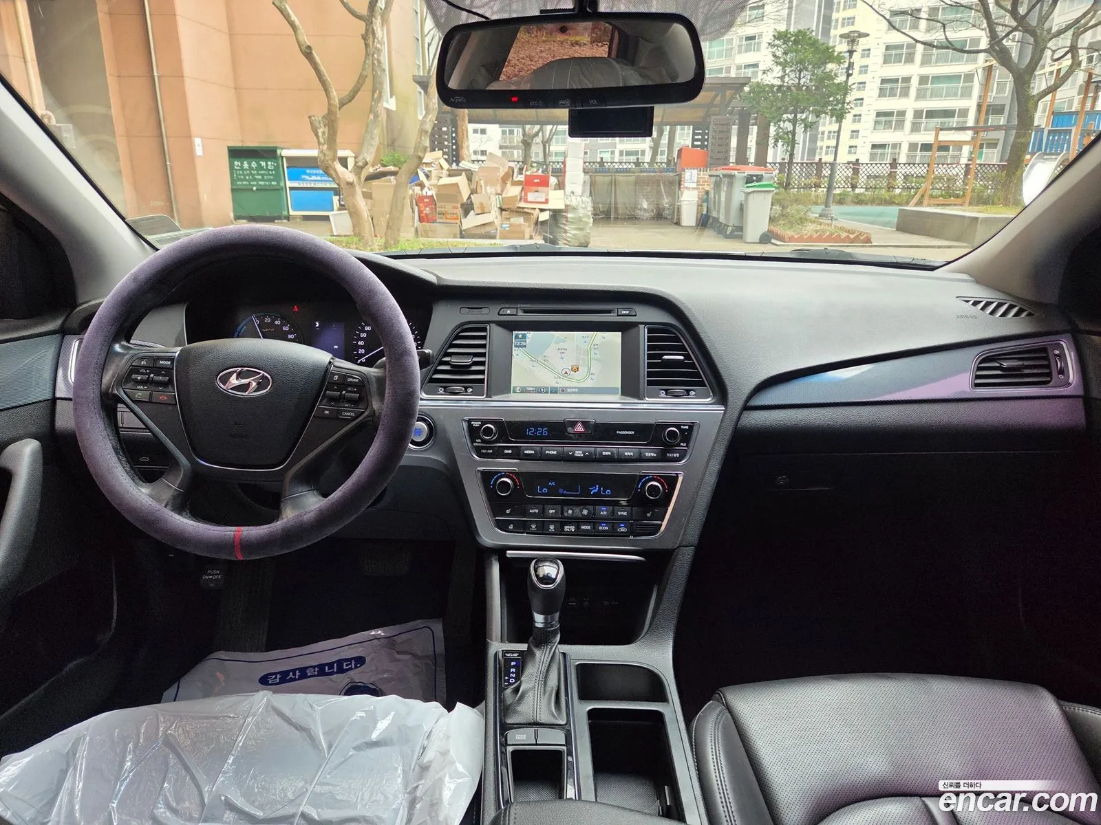 Hyundai LF Sonata Hybrid 2015 — 3