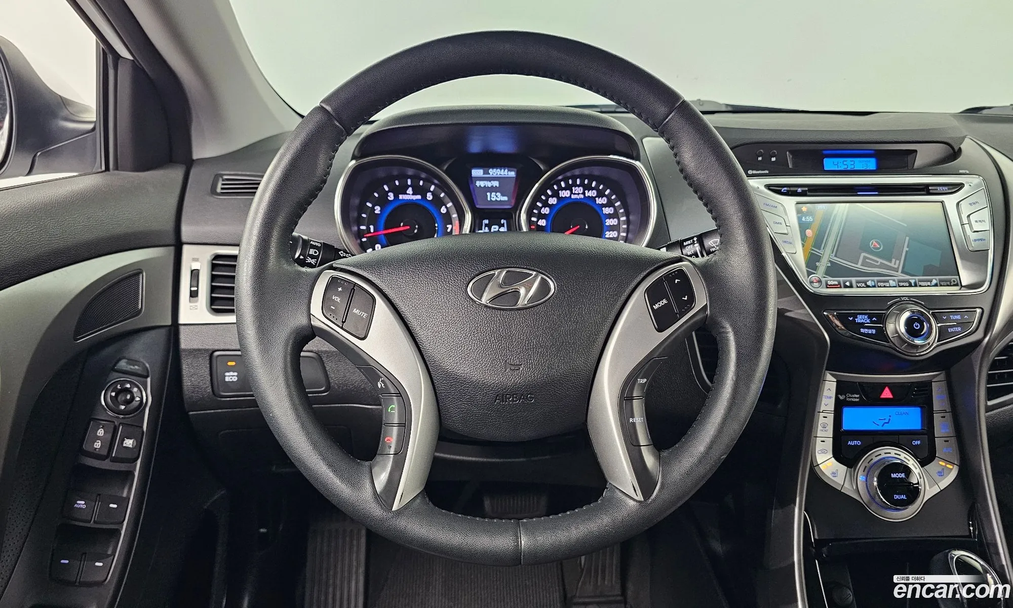 Hyundai Elantra MD 2011 — 10