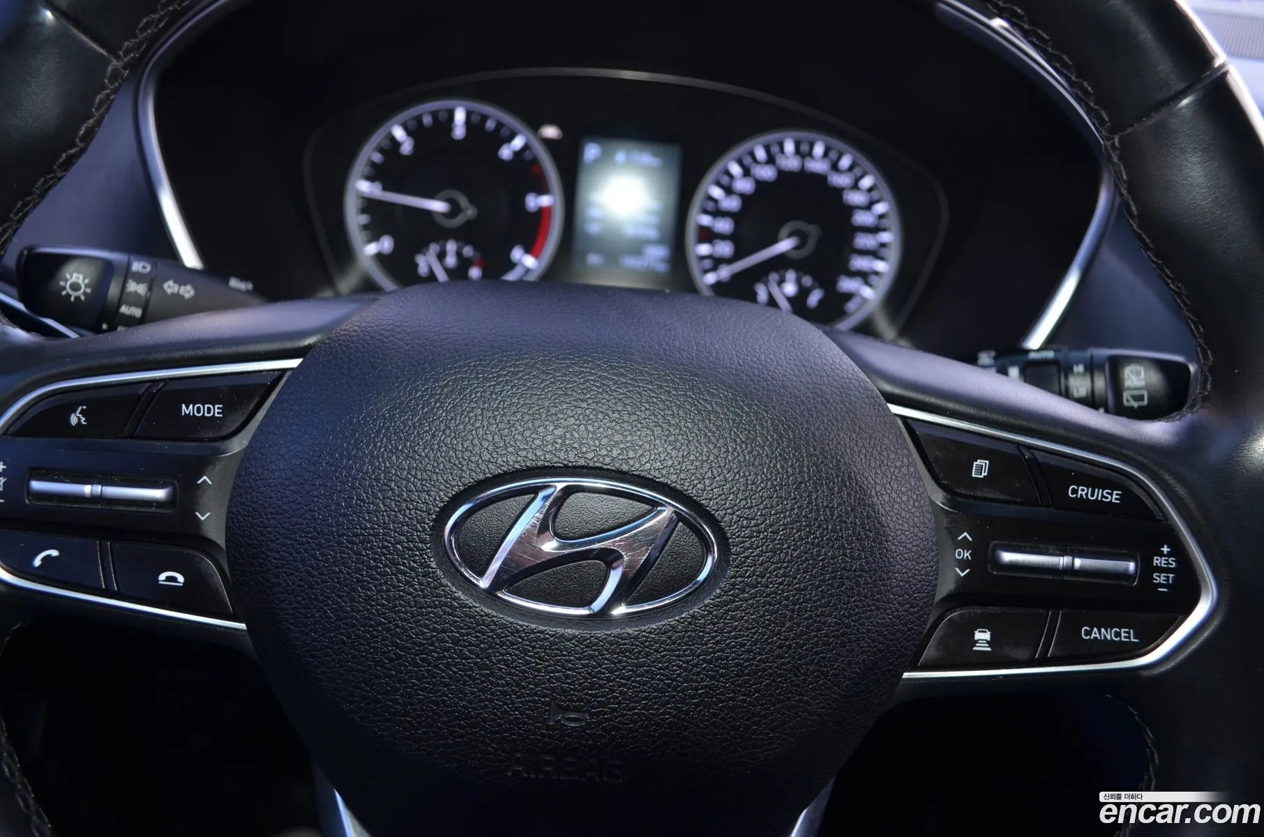 Hyundai Santa Fe TM 2018 — 11