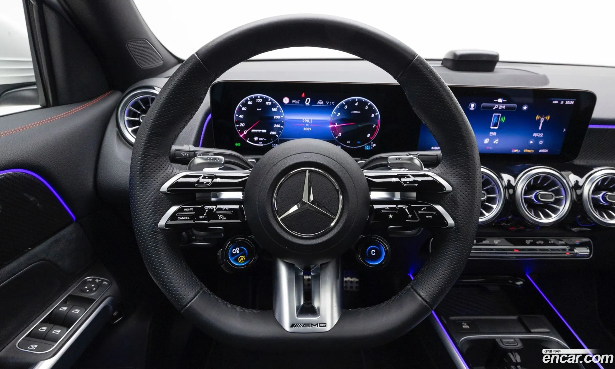 Mercedes-Benz GLB-Class X247 2025 — 2