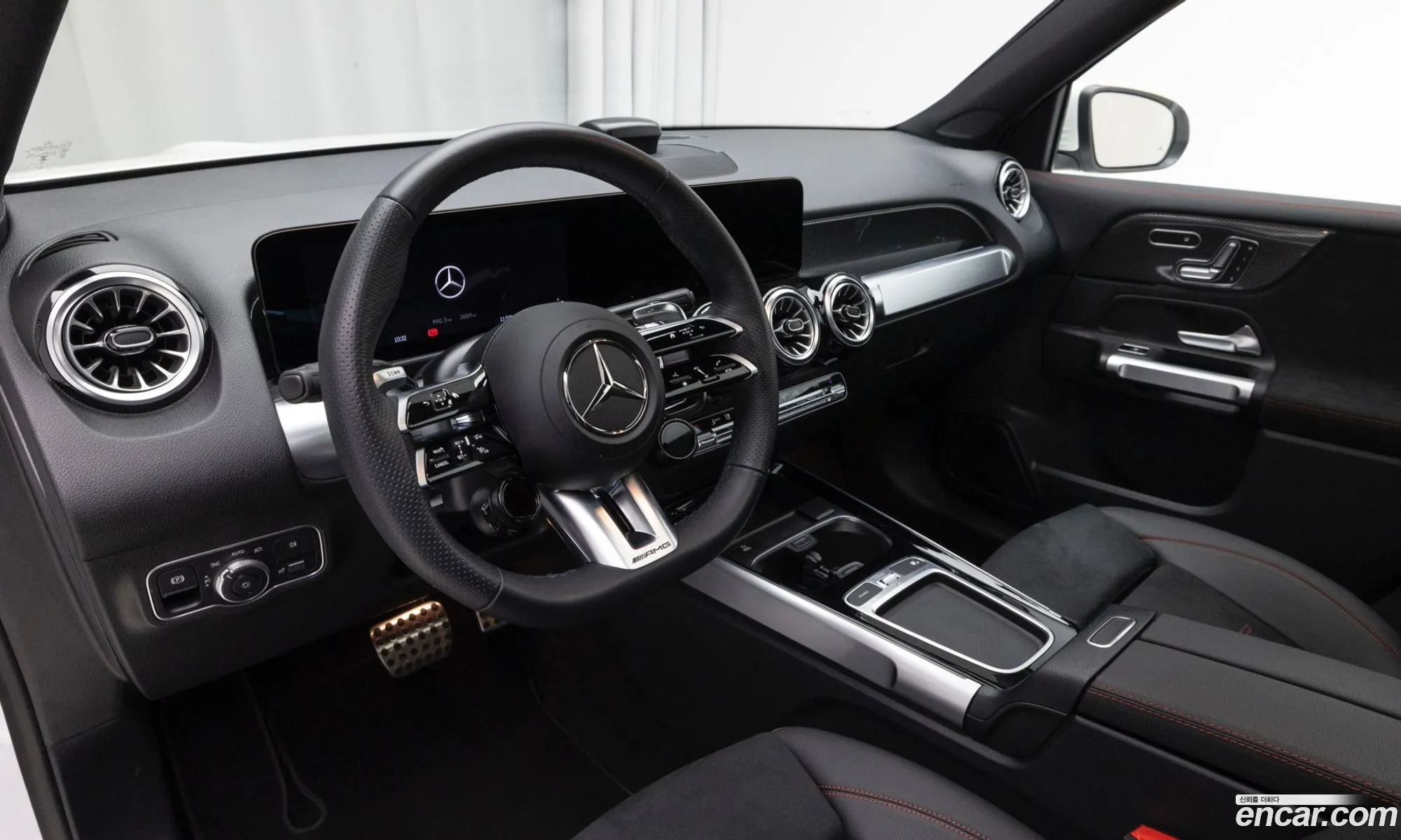 Mercedes-Benz GLB-Class X247 2025 — 11