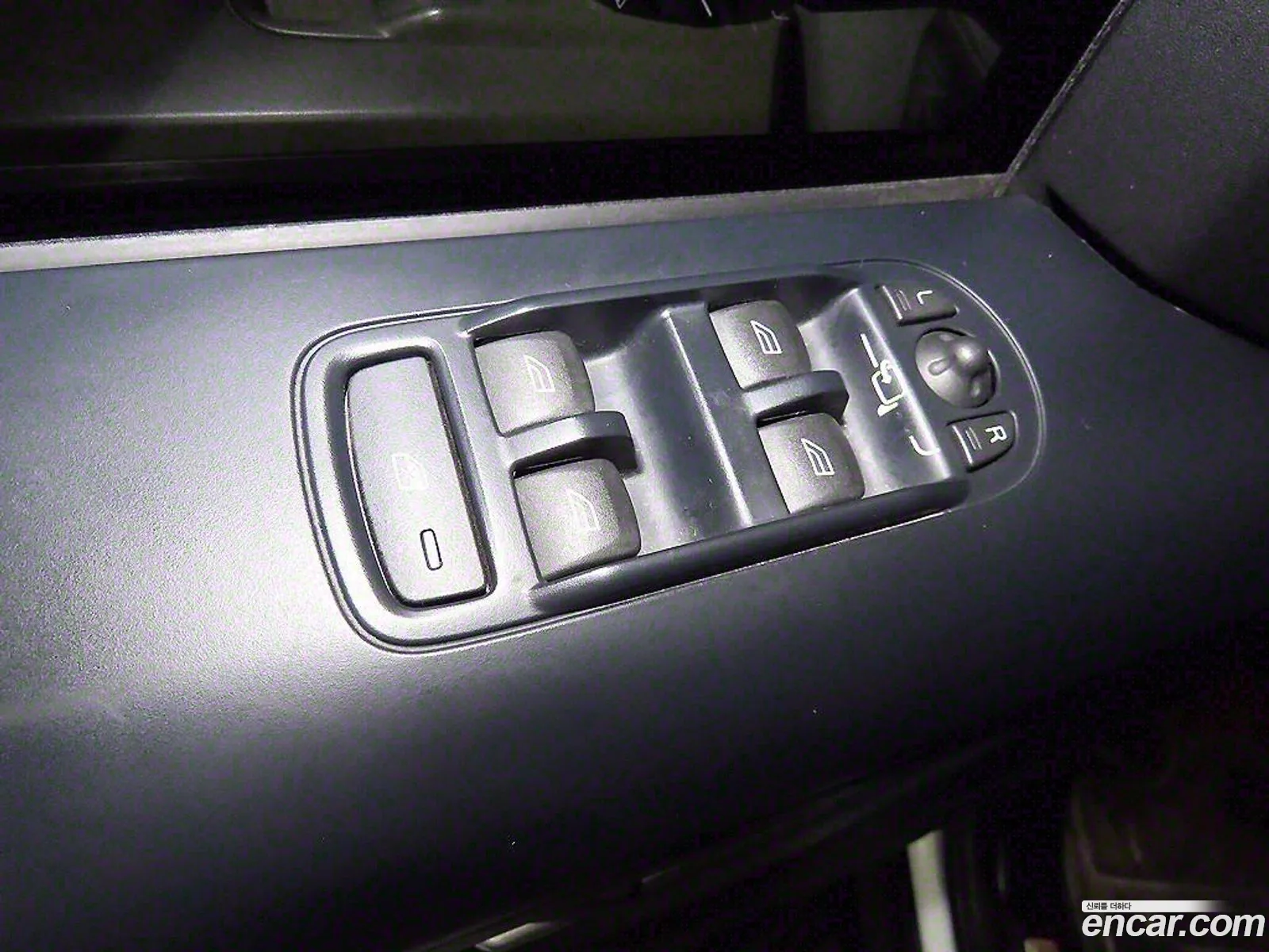 Land Rover Freelander 2 2012 — 17