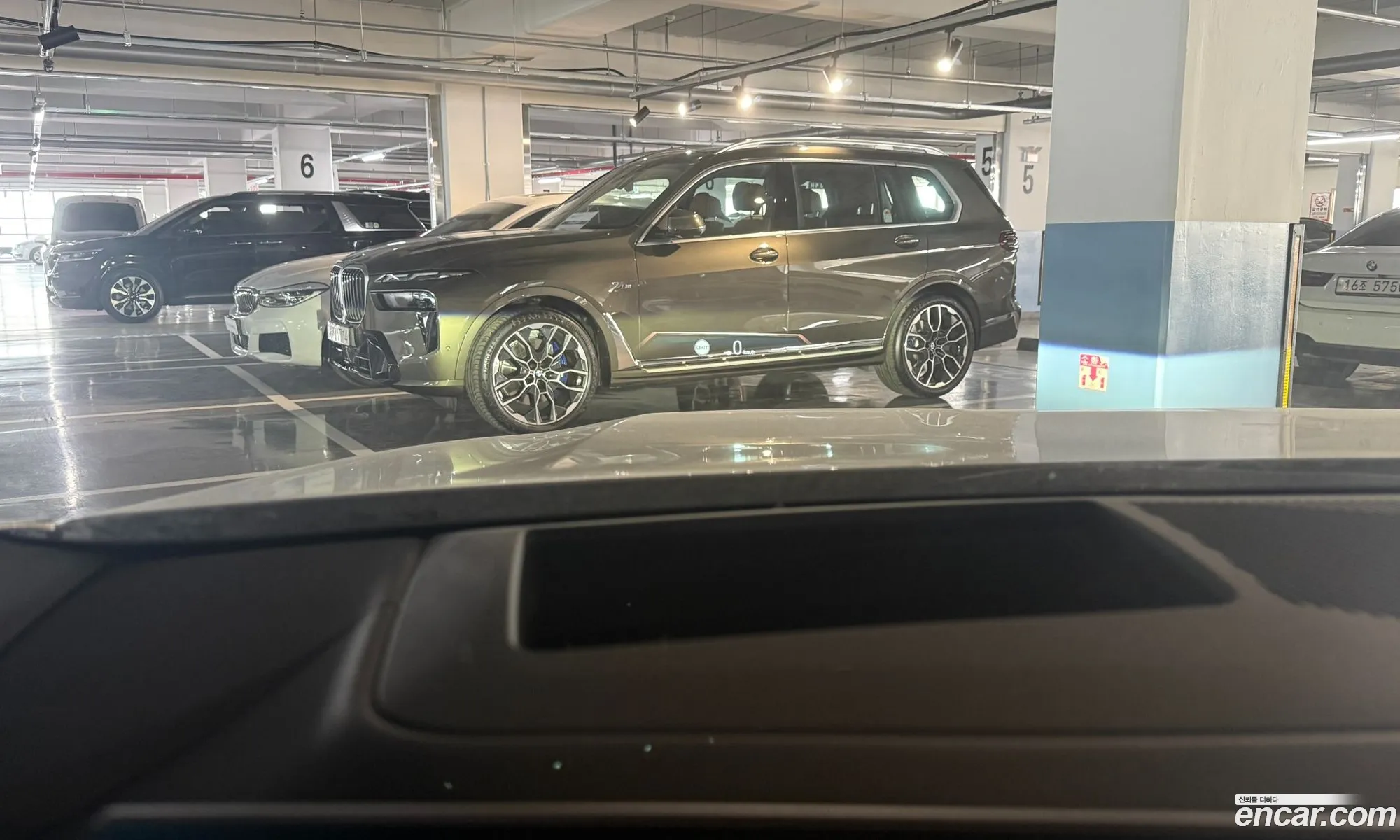 BMW 5 Series 2024 — 6