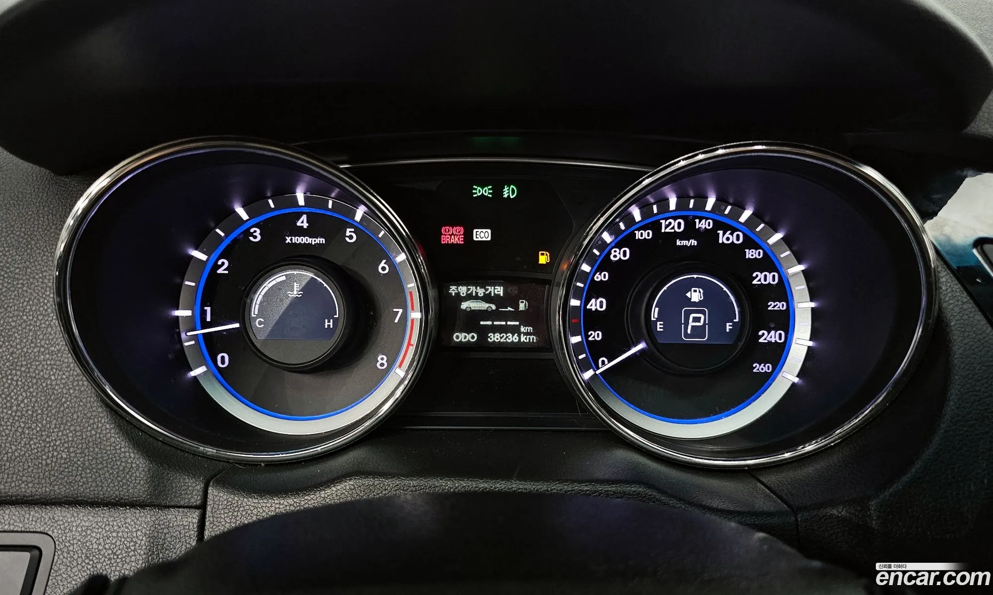 Hyundai YF Sonata
