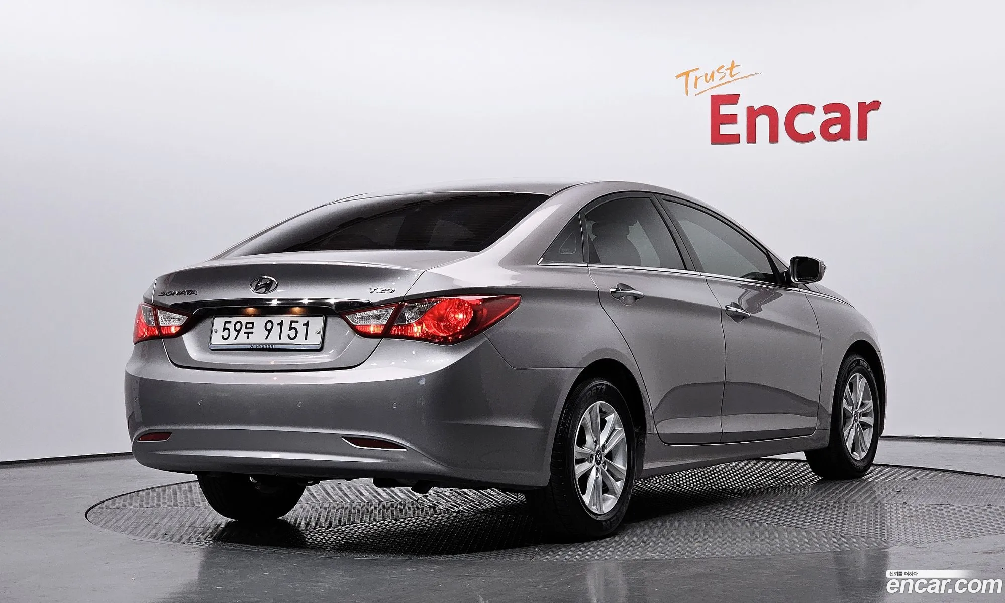 Hyundai YF Sonata