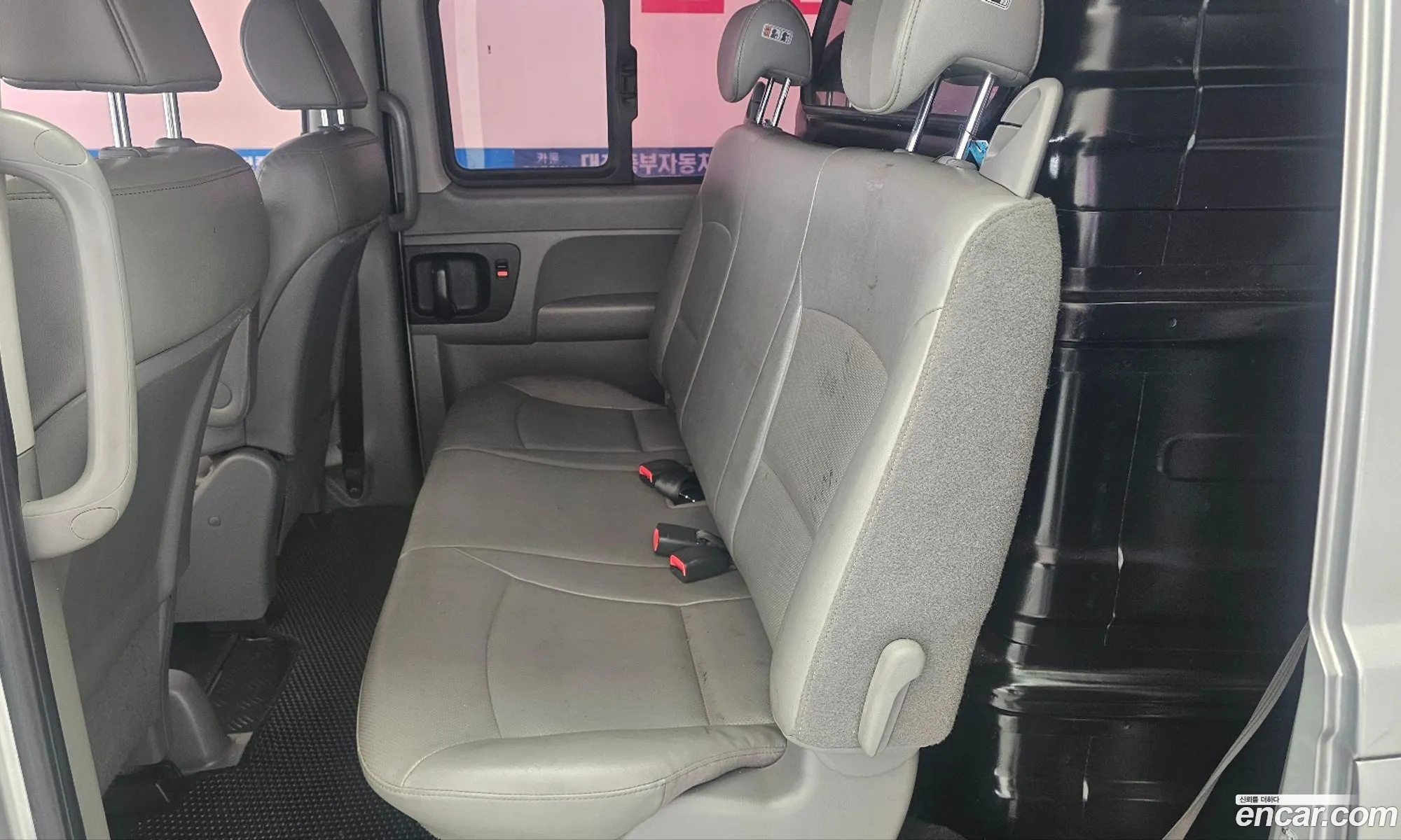 Hyundai Grand Starex 2017 — 11