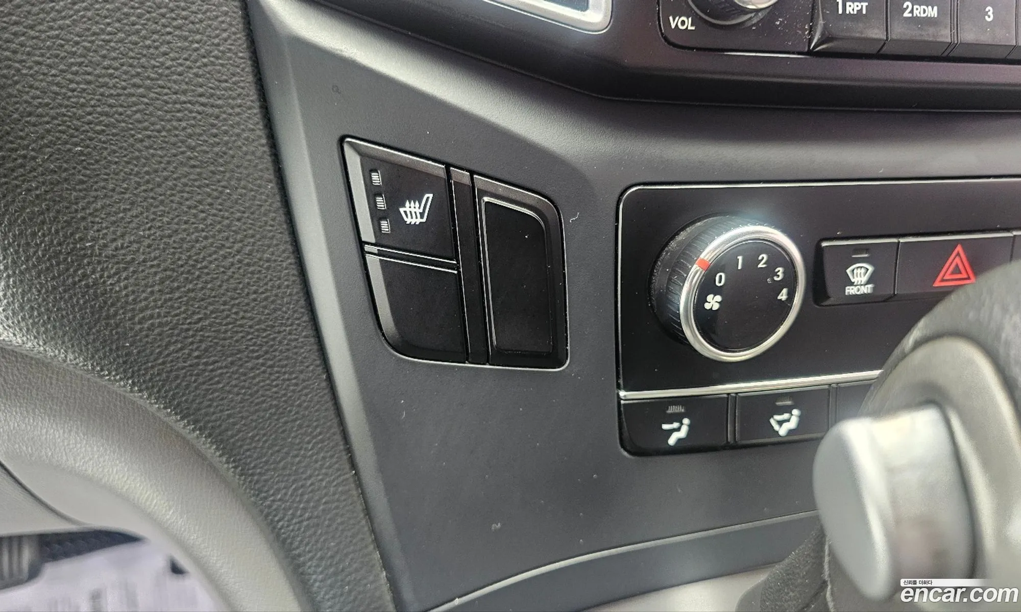 Hyundai Grand Starex 2017 — 13