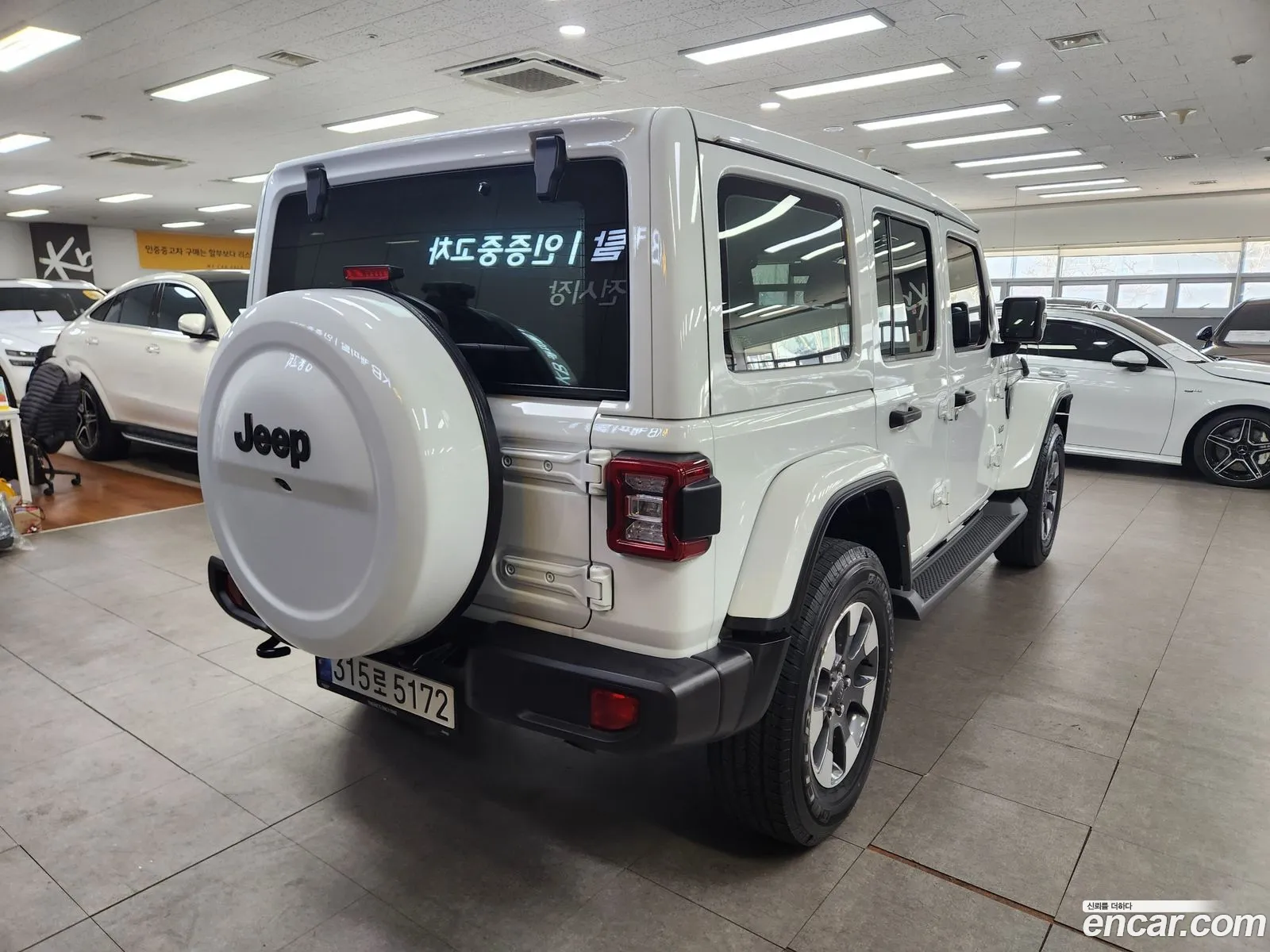 Jeep Wrangler 2022 — 18