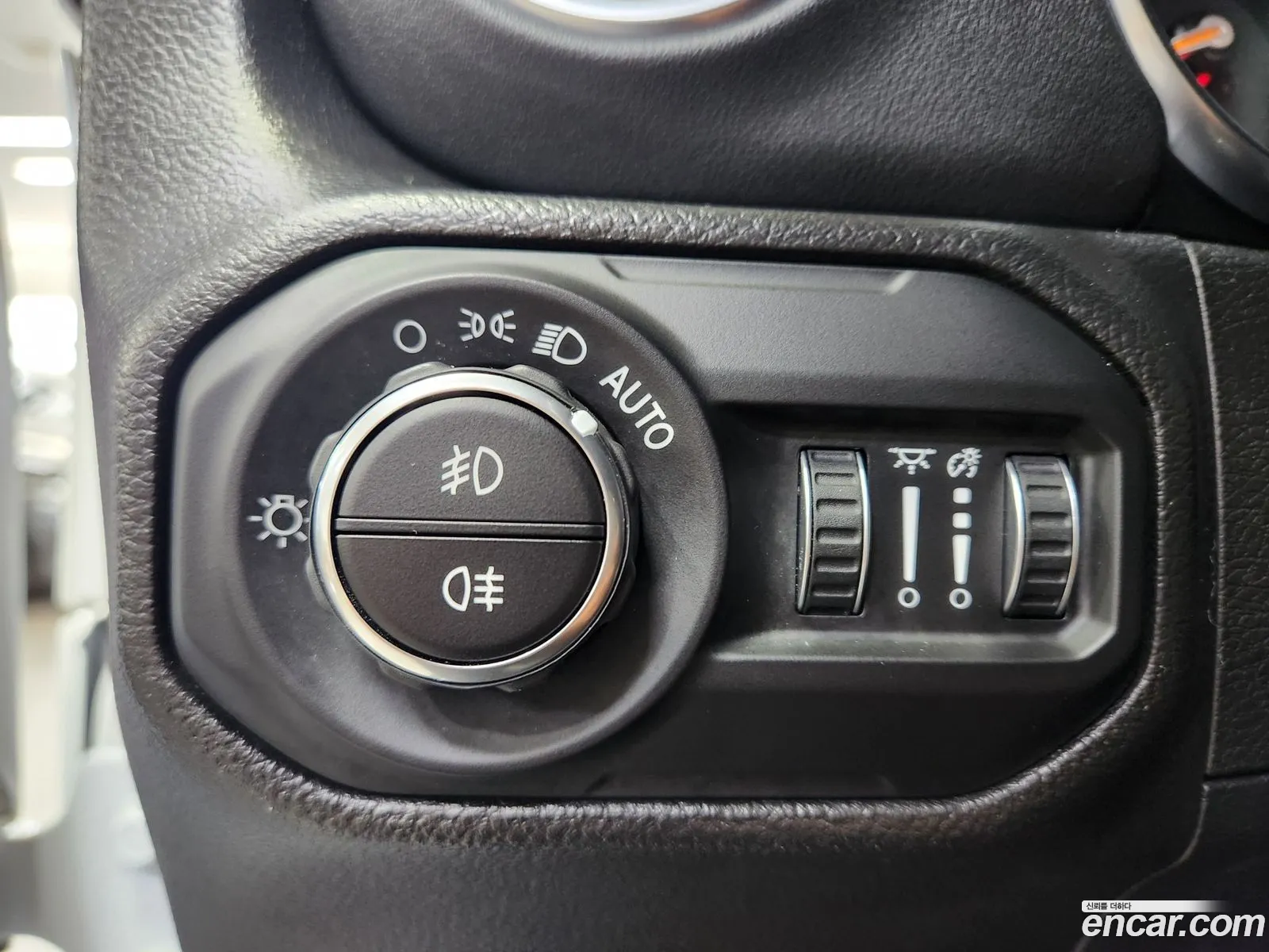 Jeep Wrangler 2022 — 13