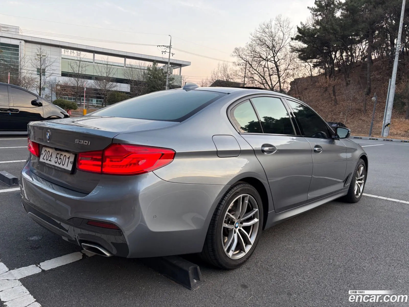 BMW 5 Series 2017 — 5
