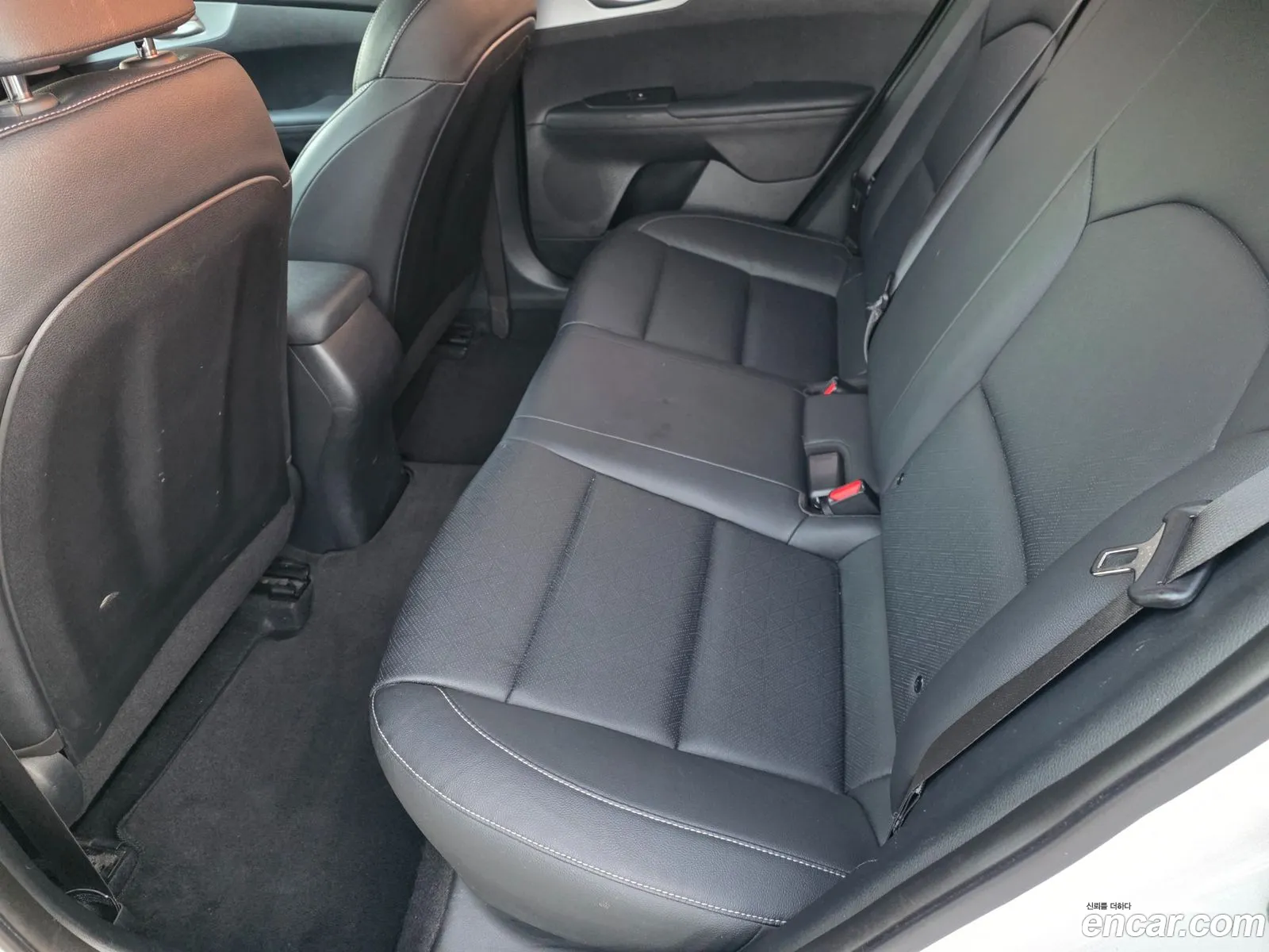 Kia K3 2022 — 12