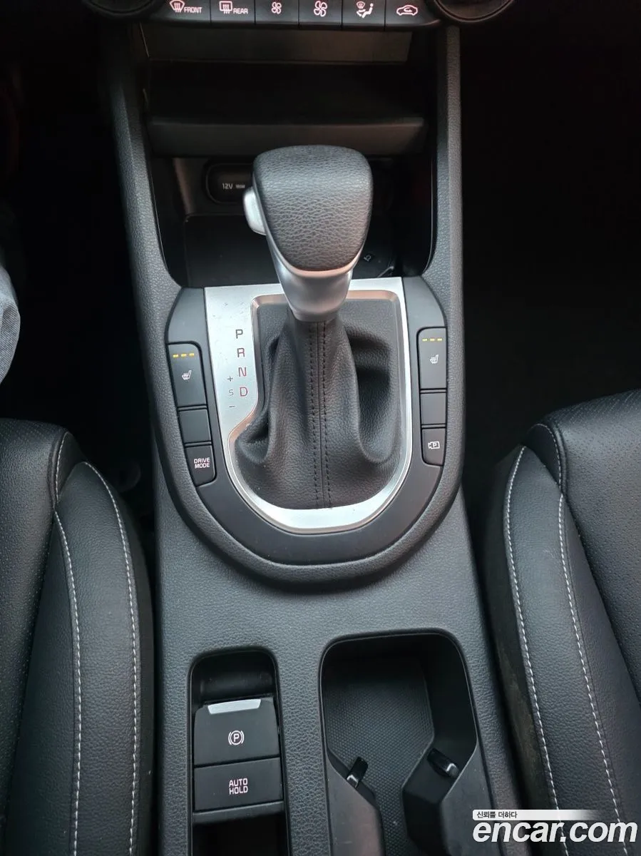 Kia K3 2022 — 17