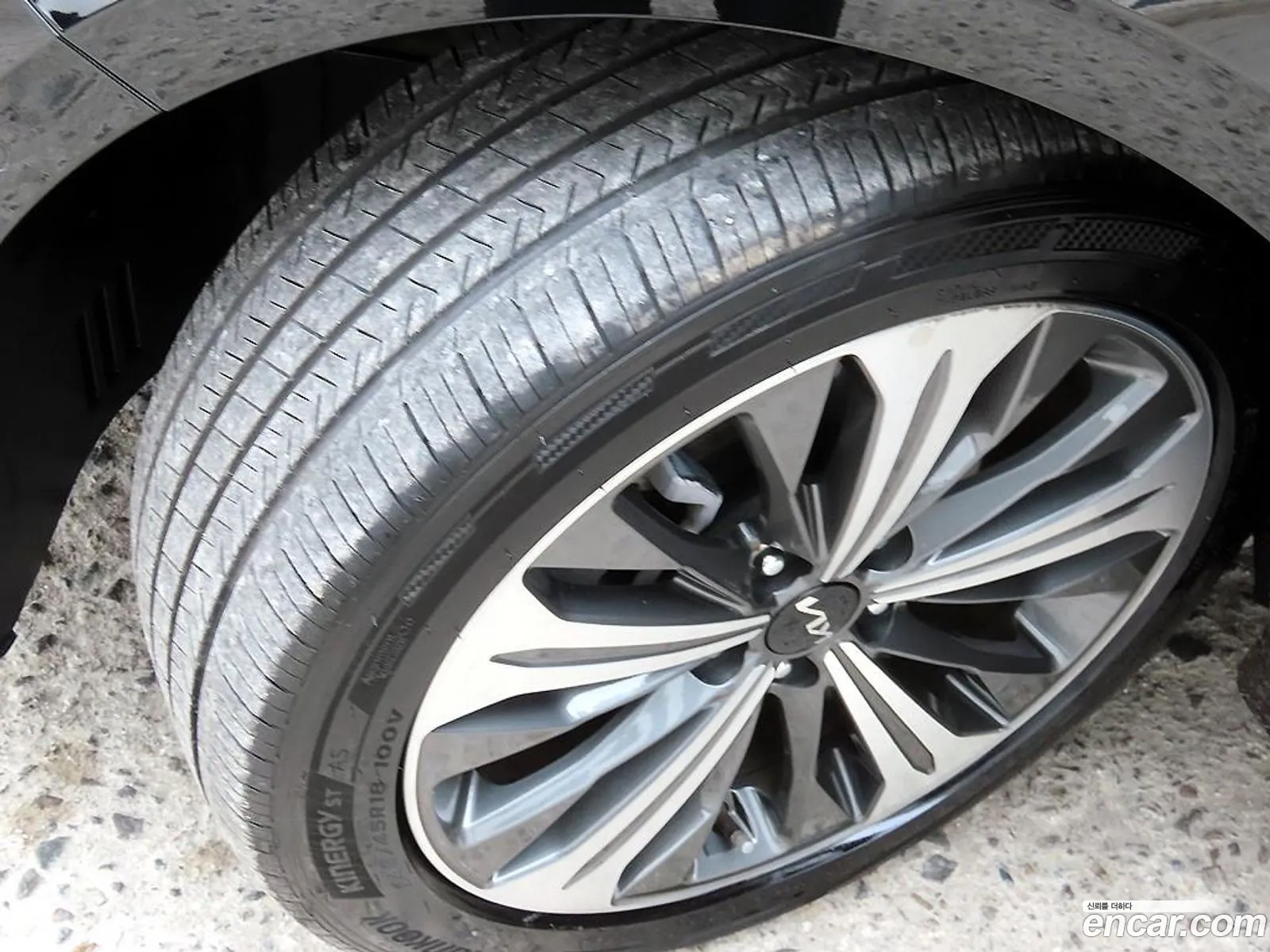 Kia K8 Hybrid 2022 — 10