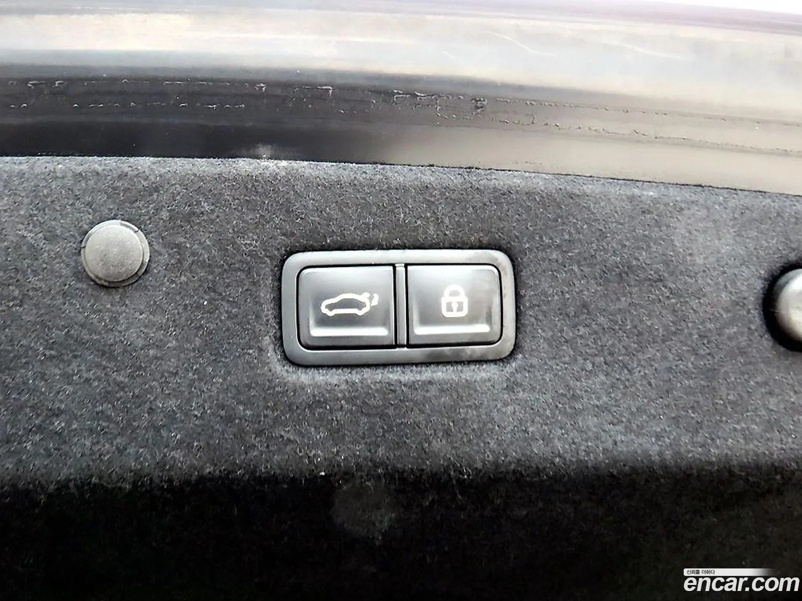 Kia K8 Hybrid 2022 — 17