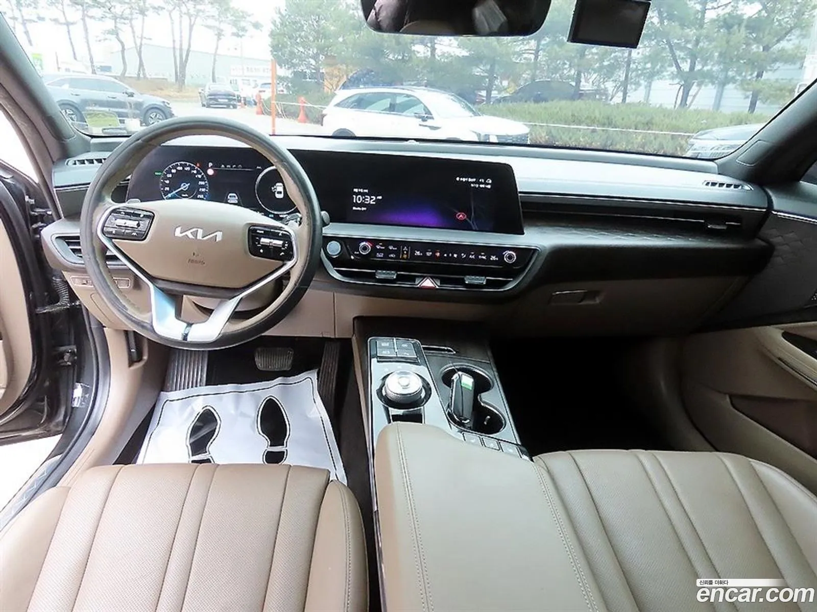 Kia K8 Hybrid 2022 — 15
