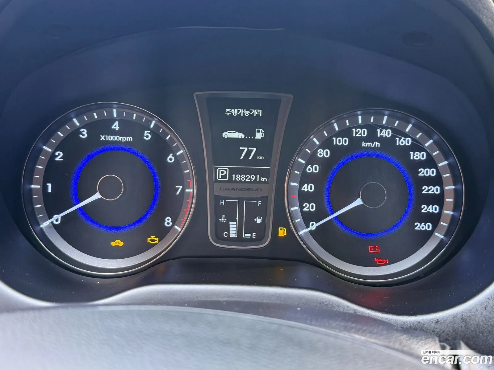 Hyundai Grandeur HG 2013 — 18