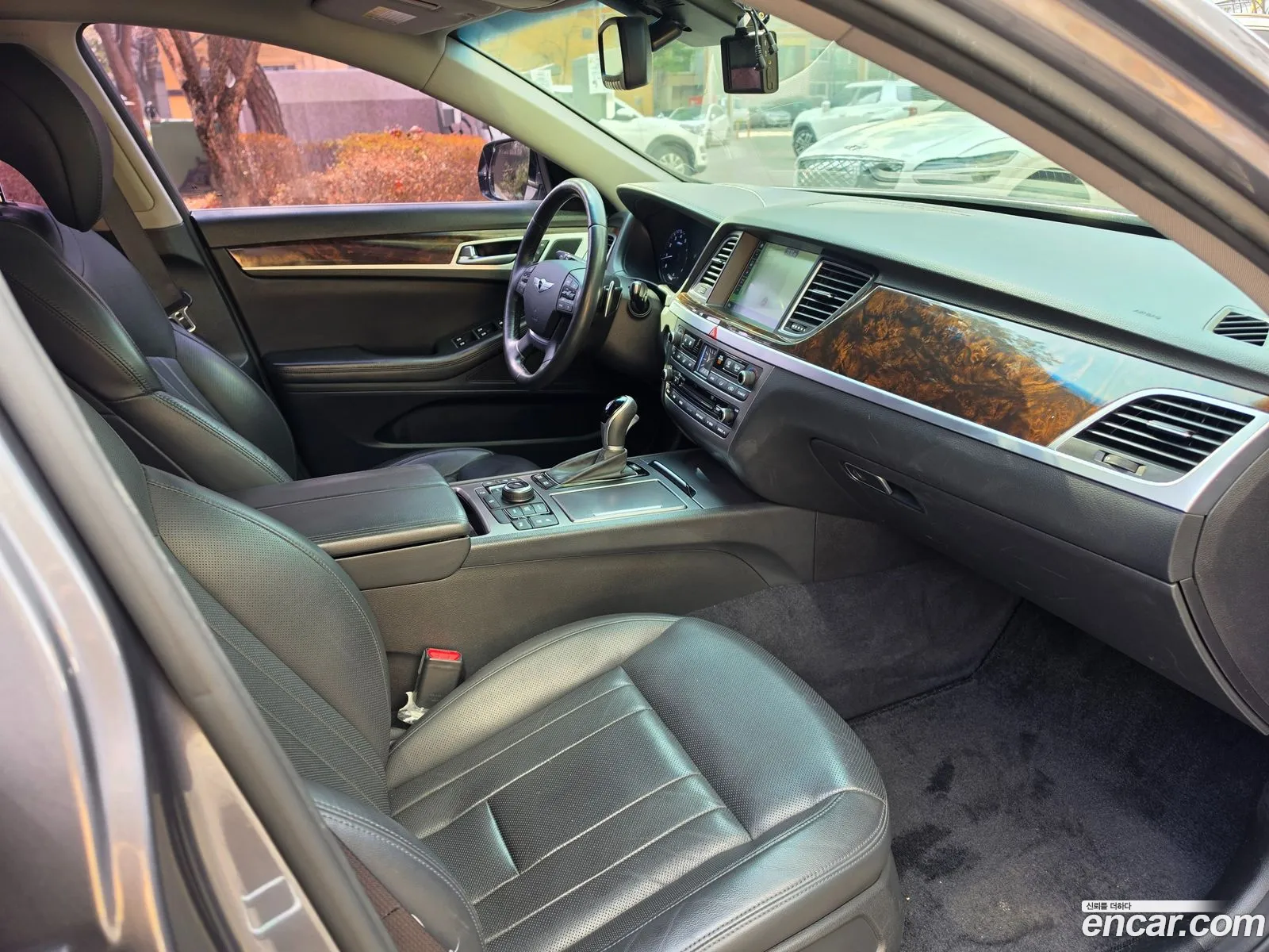 Hyundai Genesis DH 2016 — 4