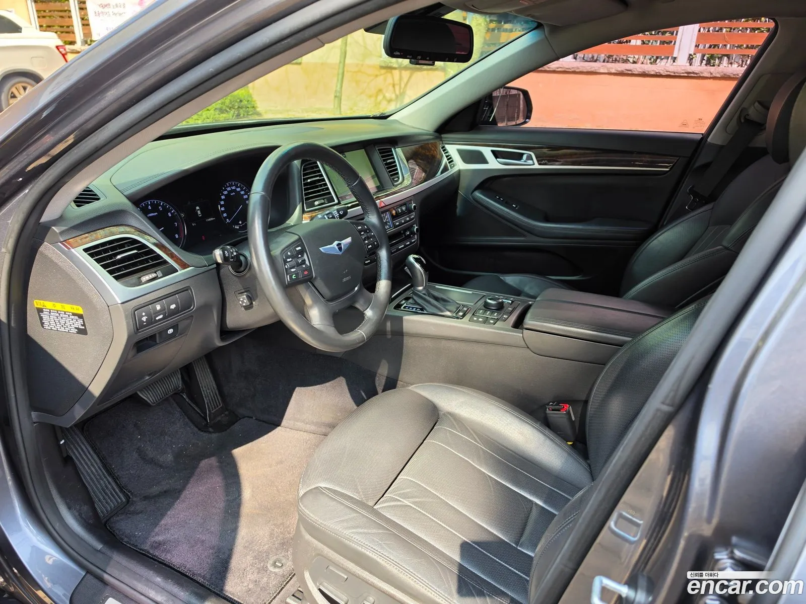 Hyundai Genesis DH 2016 — 7