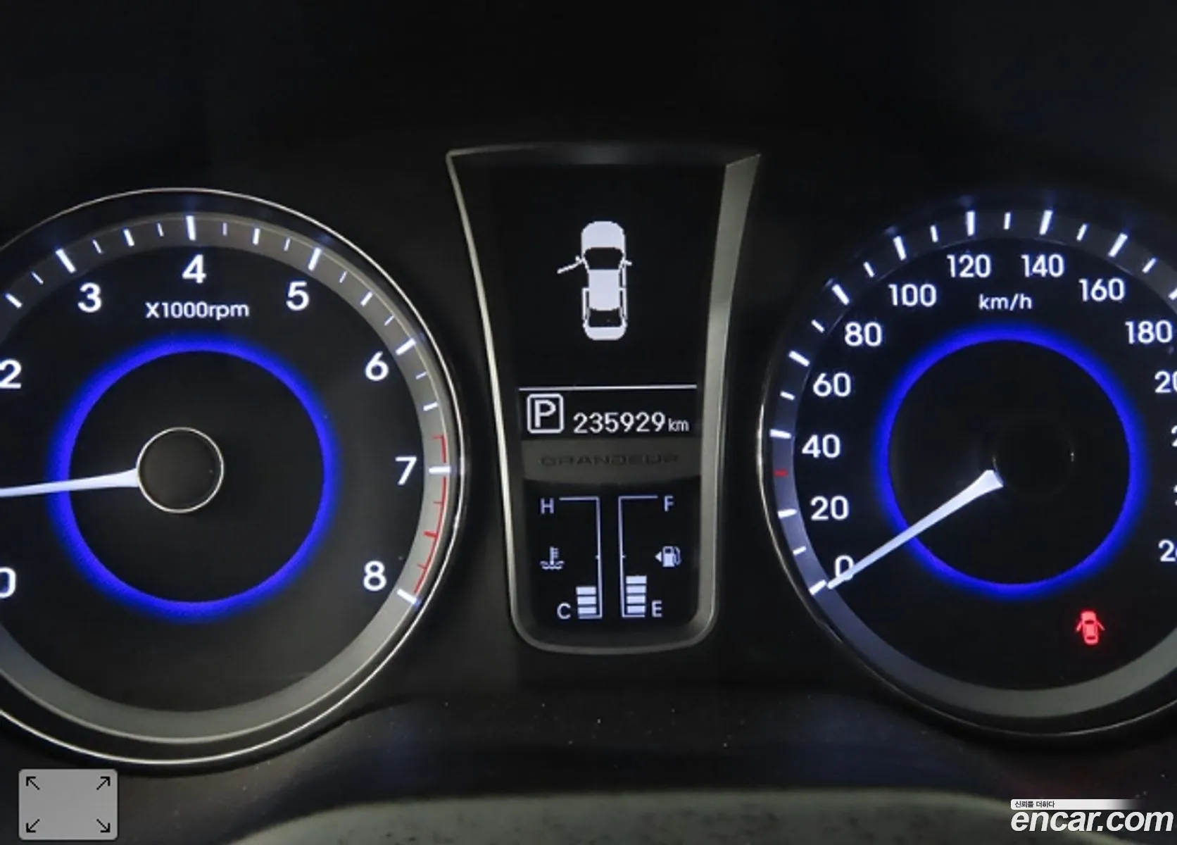 Hyundai Grandeur HG 2014 — 19