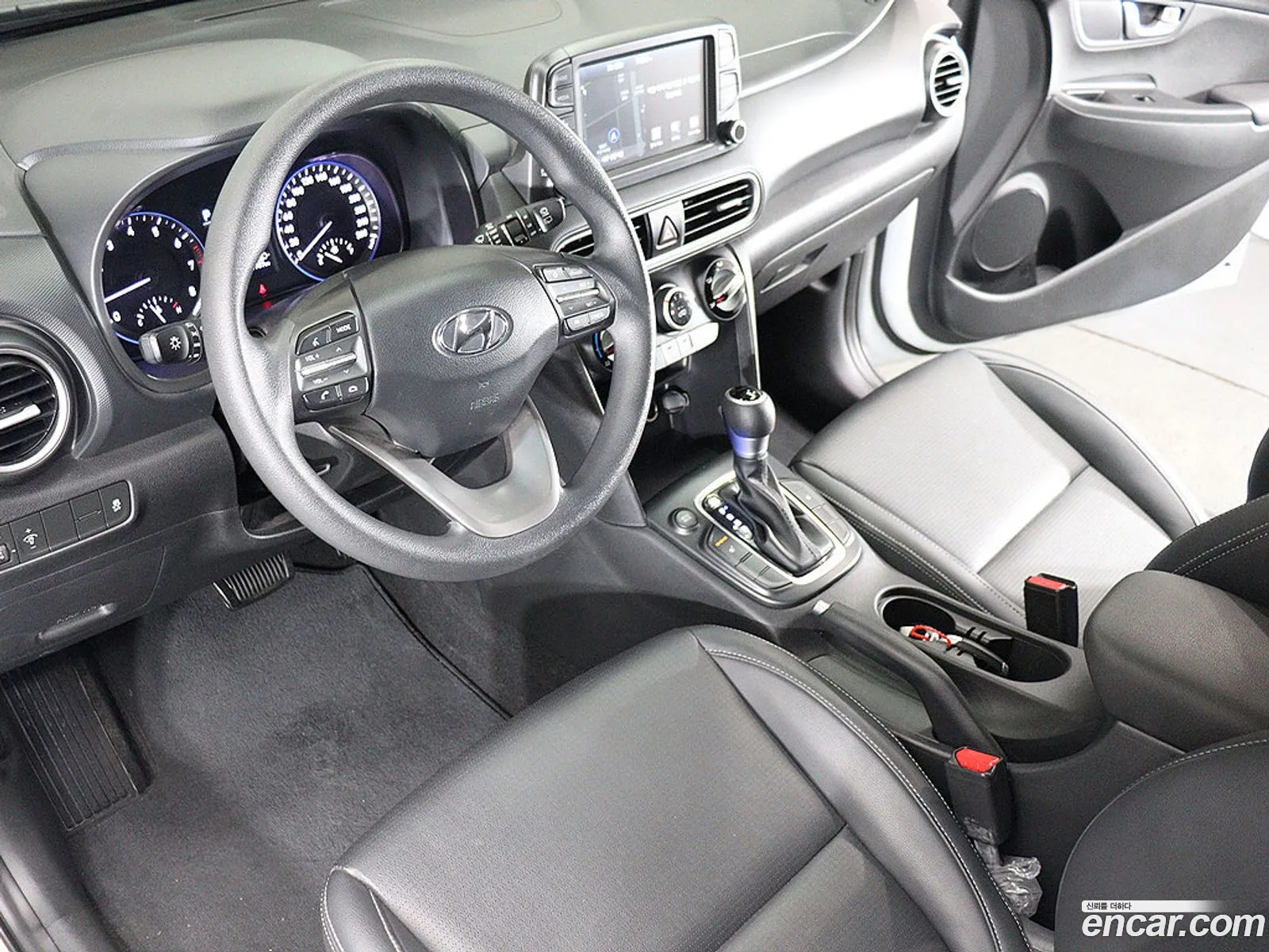 Hyundai Kona 2018 — 17