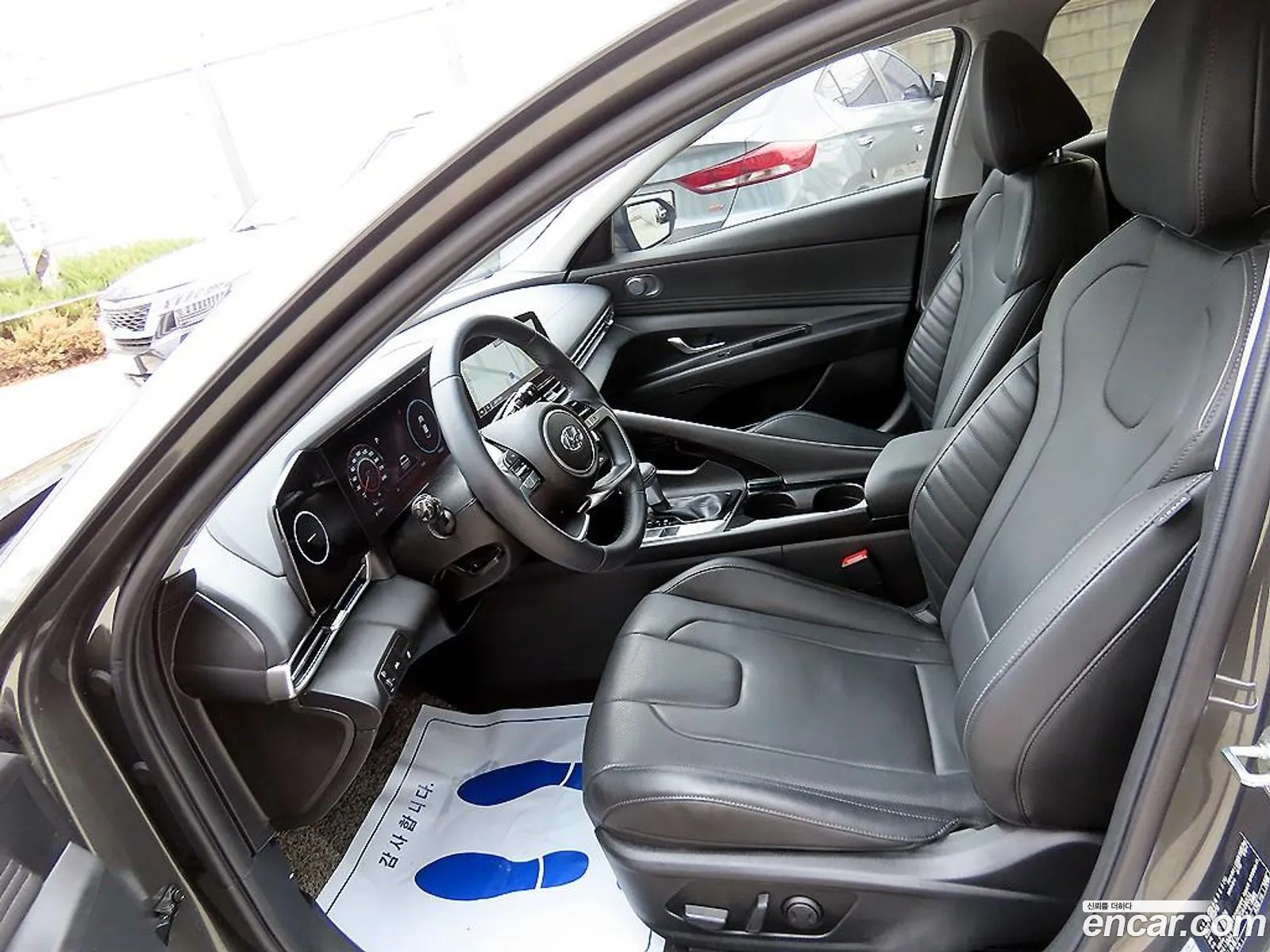 Hyundai Elantra 2022 — 6