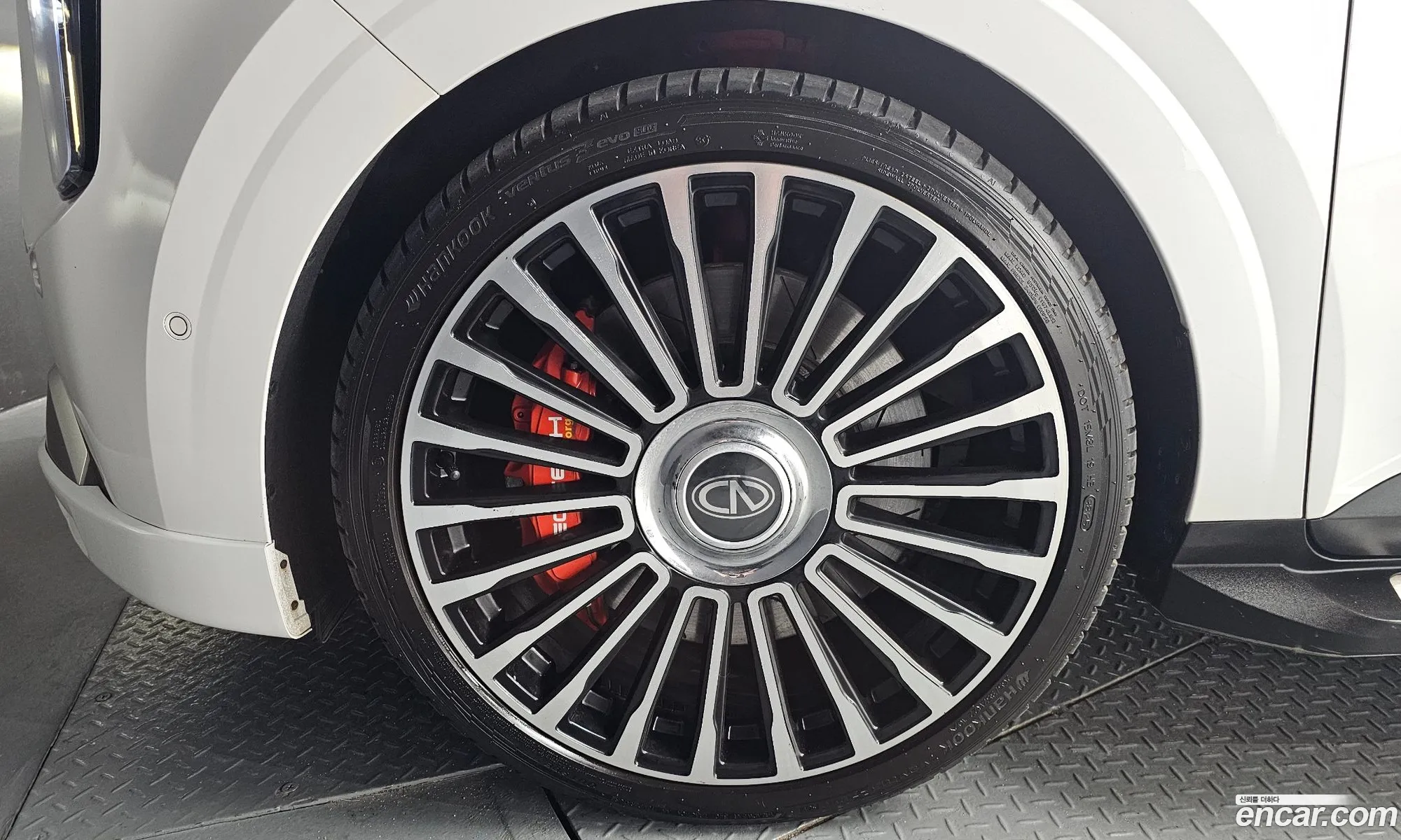 Kia Carnival 2024 — 9