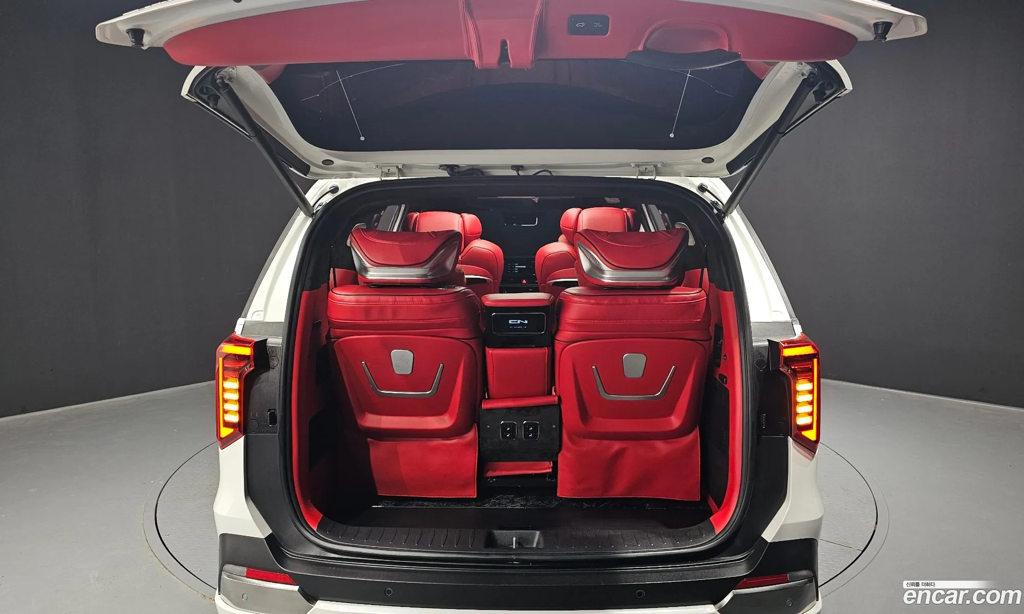 Kia Carnival 2024 — 10
