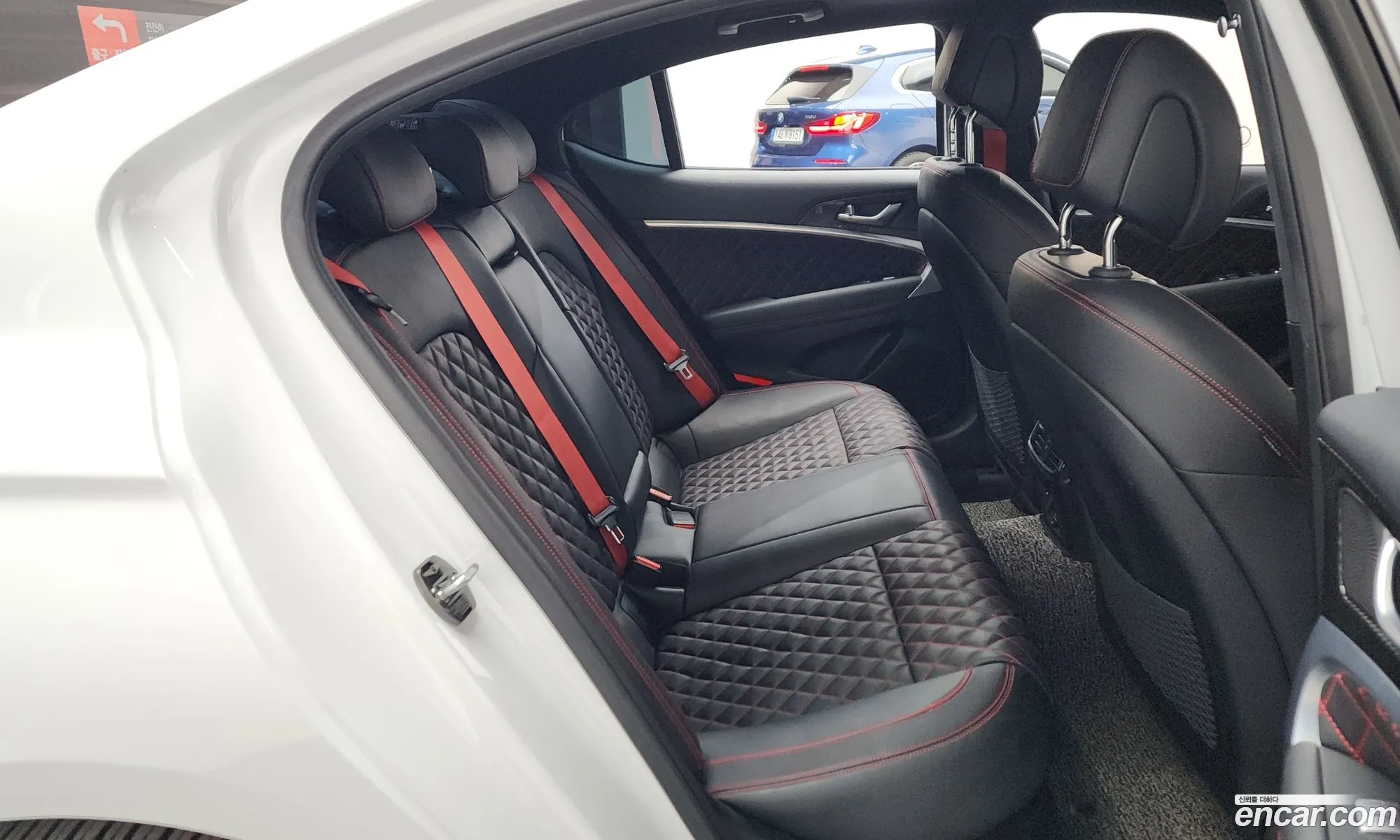 Genesis G70 2021 — 14