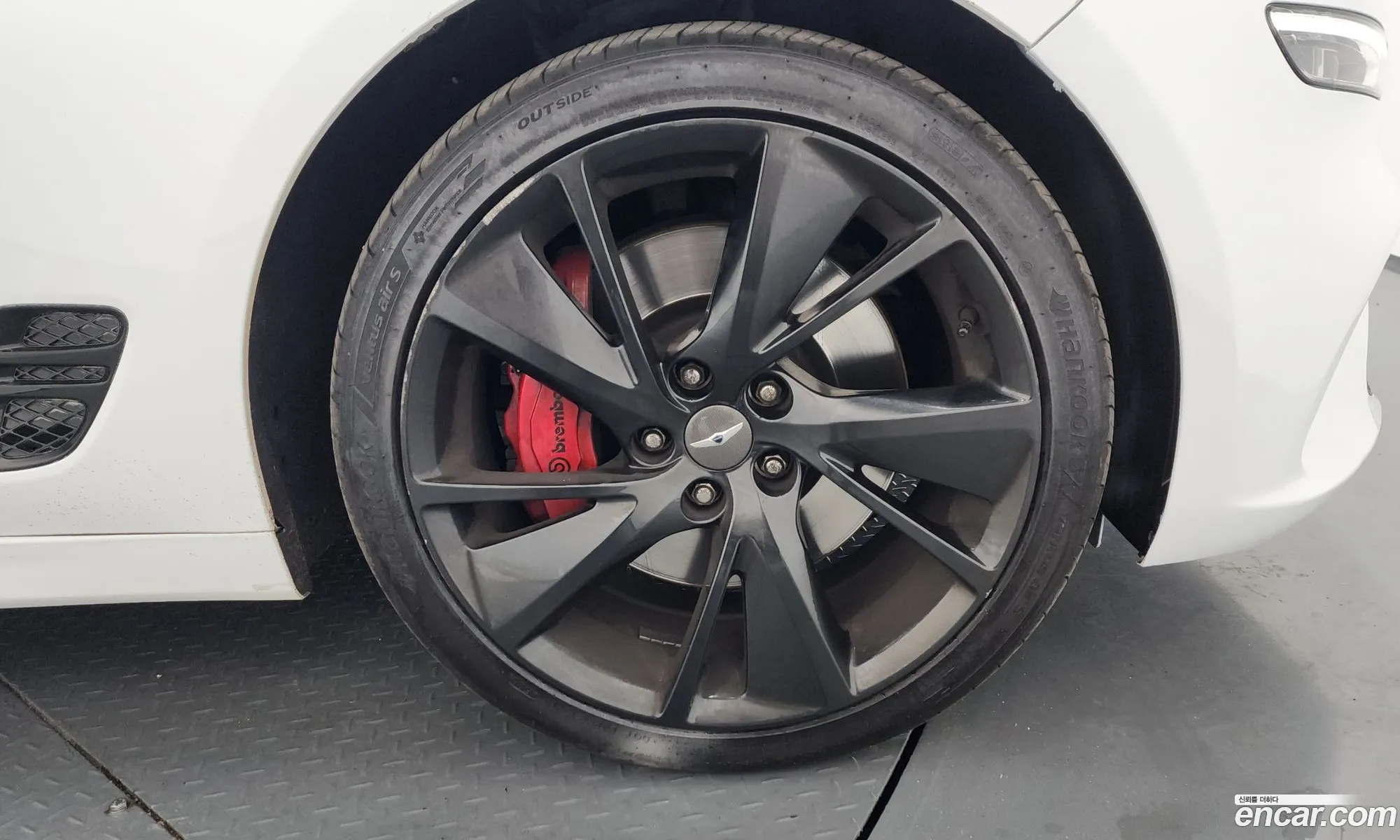 Genesis G70 2021 — 12