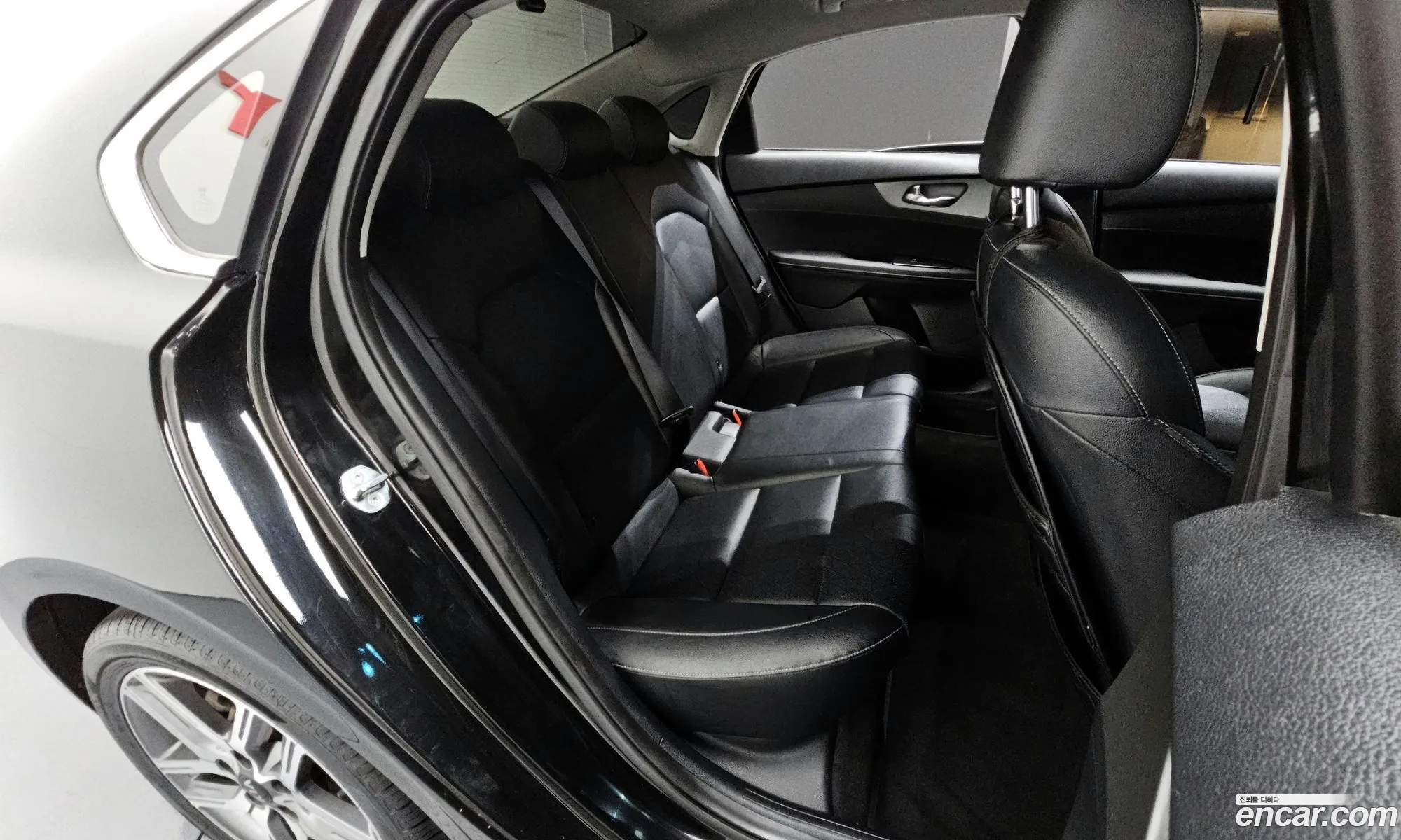 Kia K3 2018 — 4