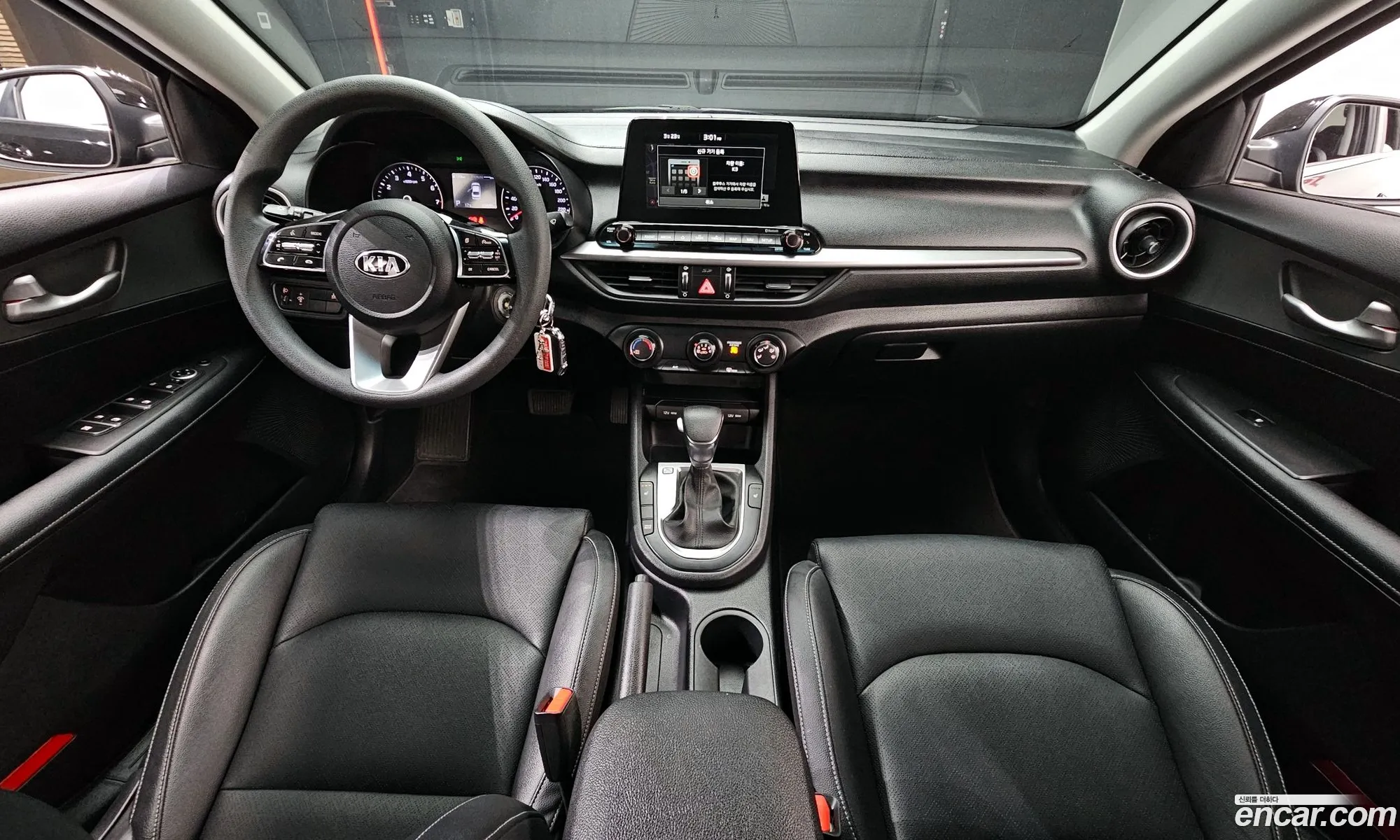 Kia K3 2018 — 14