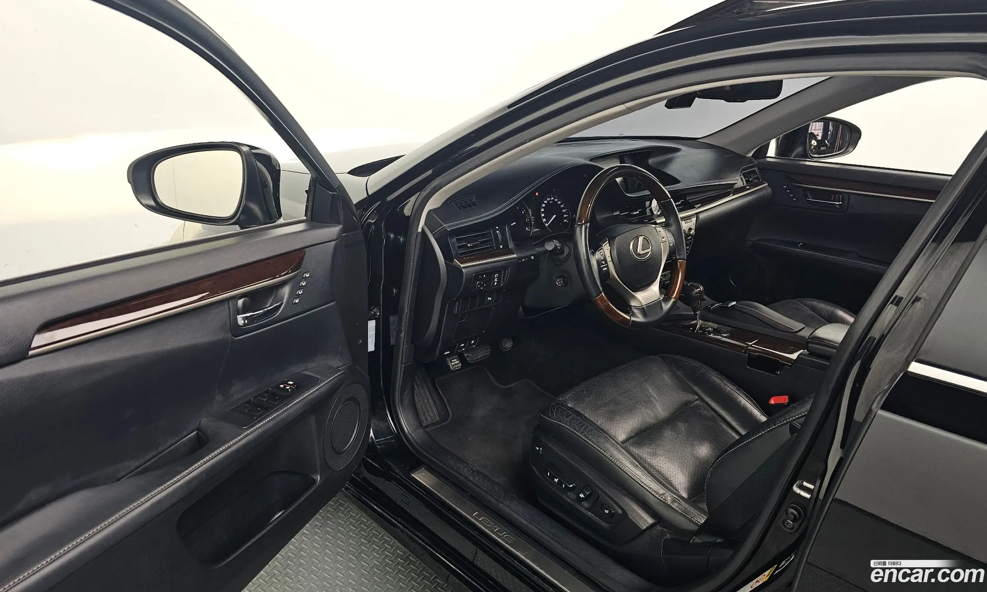 Lexus ES350 2012 — 20
