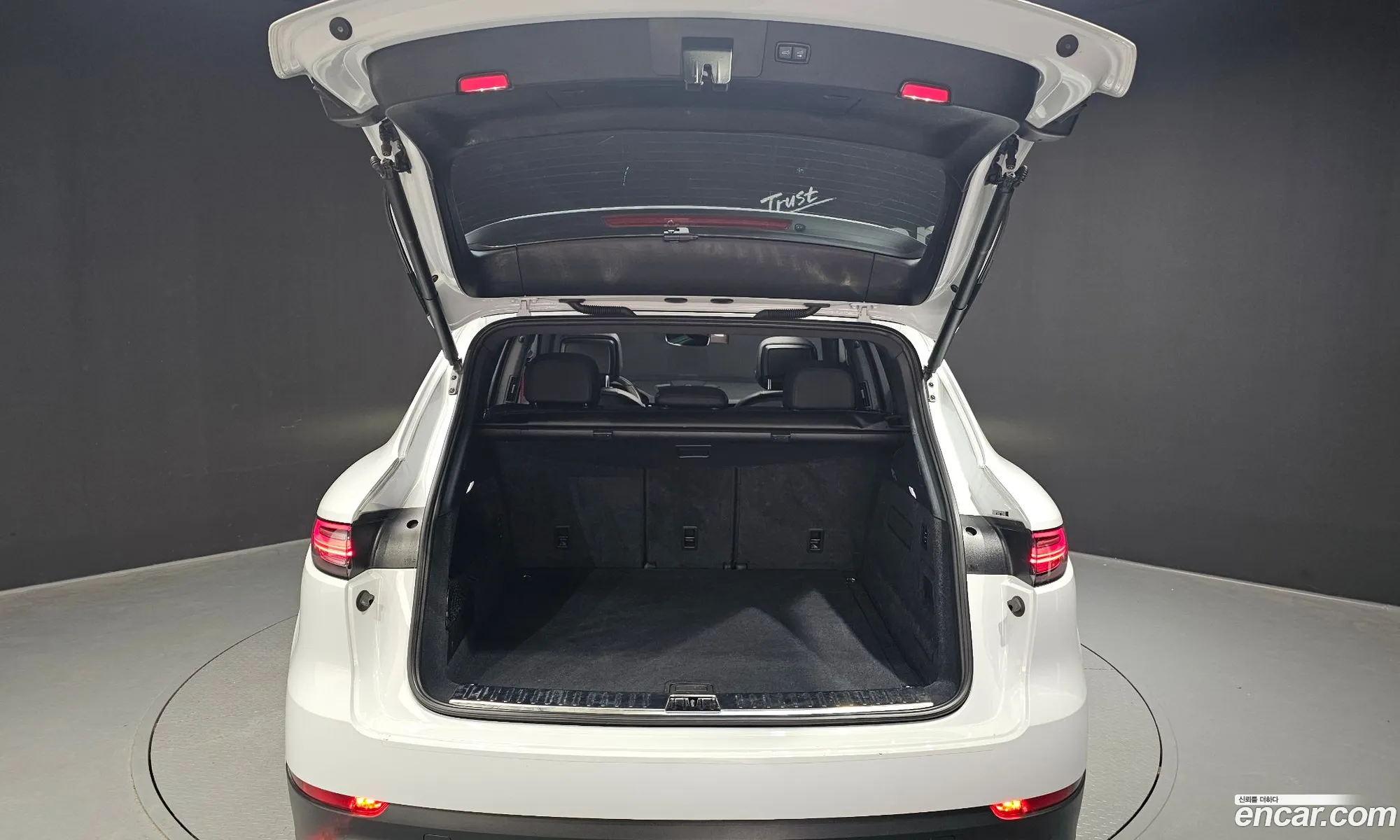 Porsche Cayenne 2019 — 2