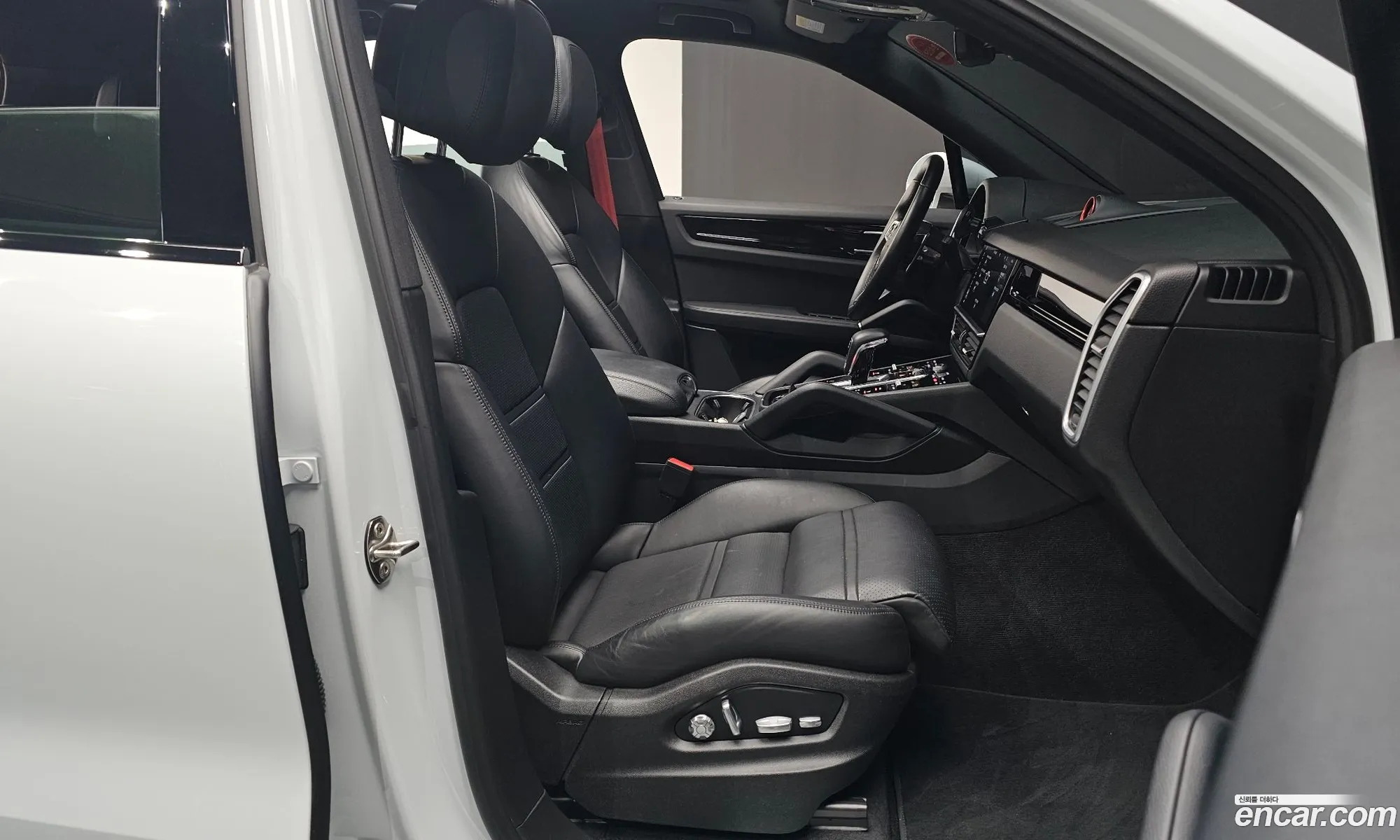Porsche Cayenne 2019 — 8