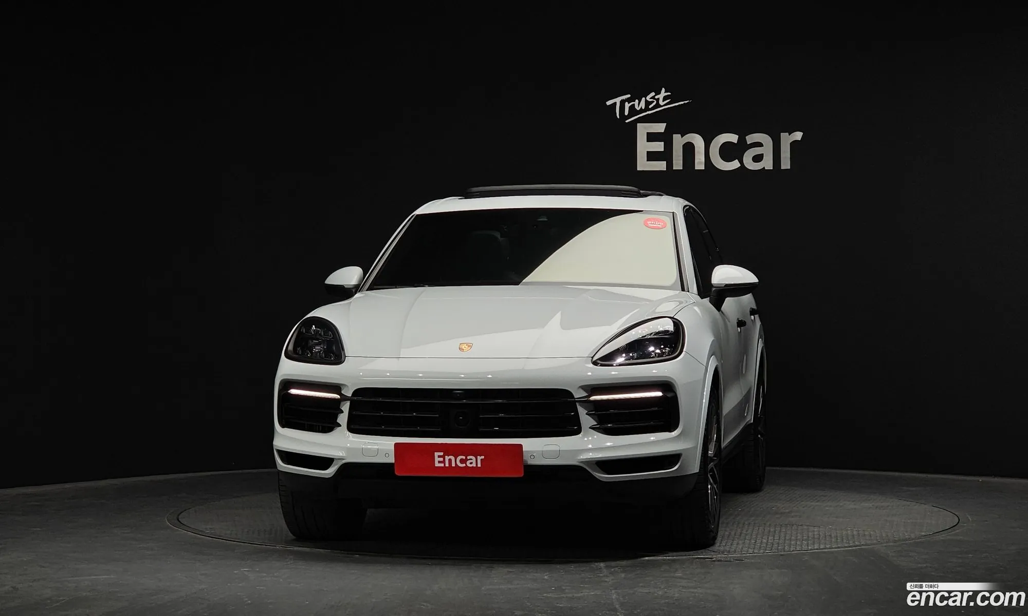 Porsche Cayenne 2019 — 19
