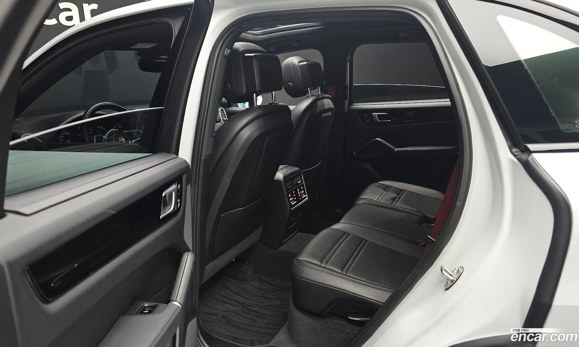 Porsche Cayenne 2019 — 3