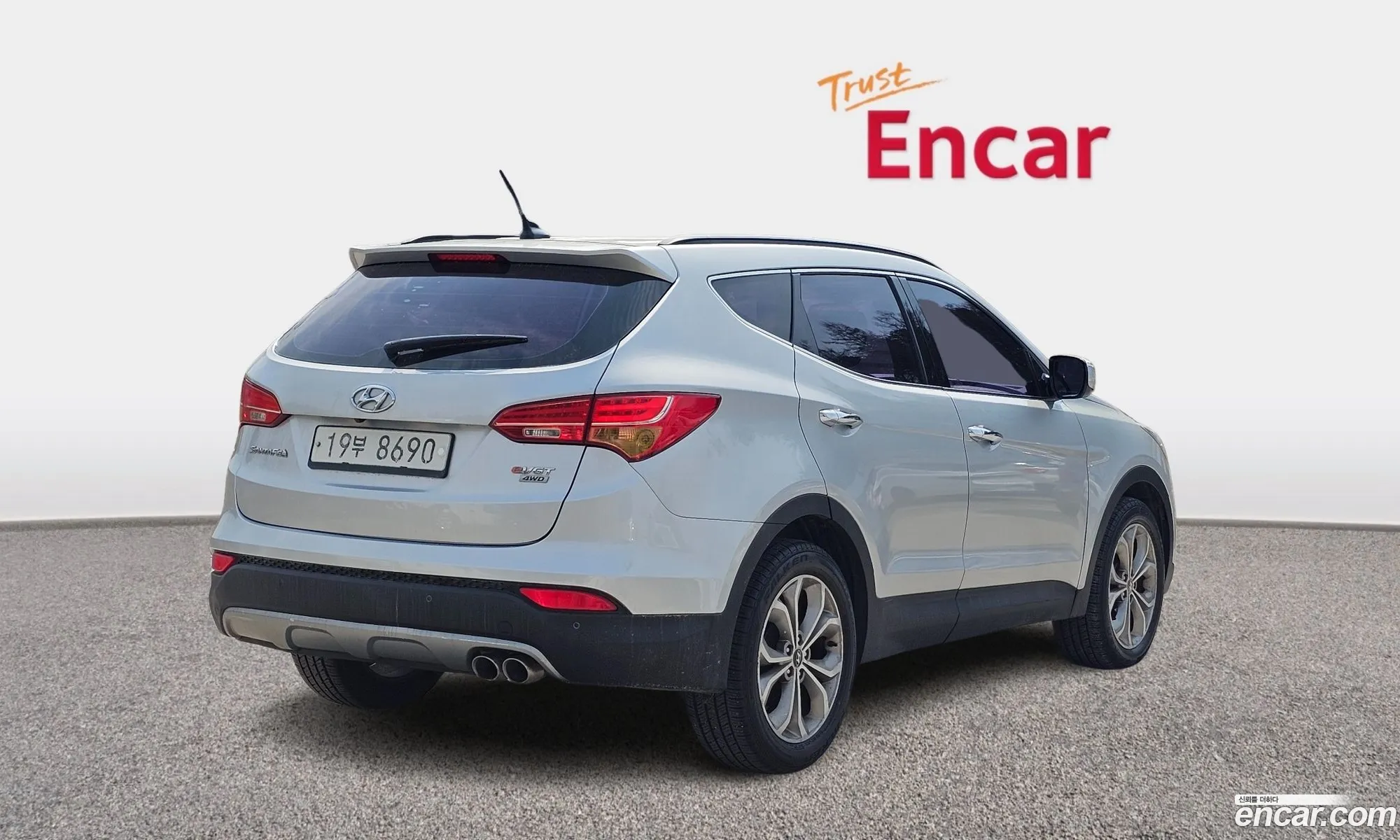 Hyundai Santa Fe DM 2012 — 19