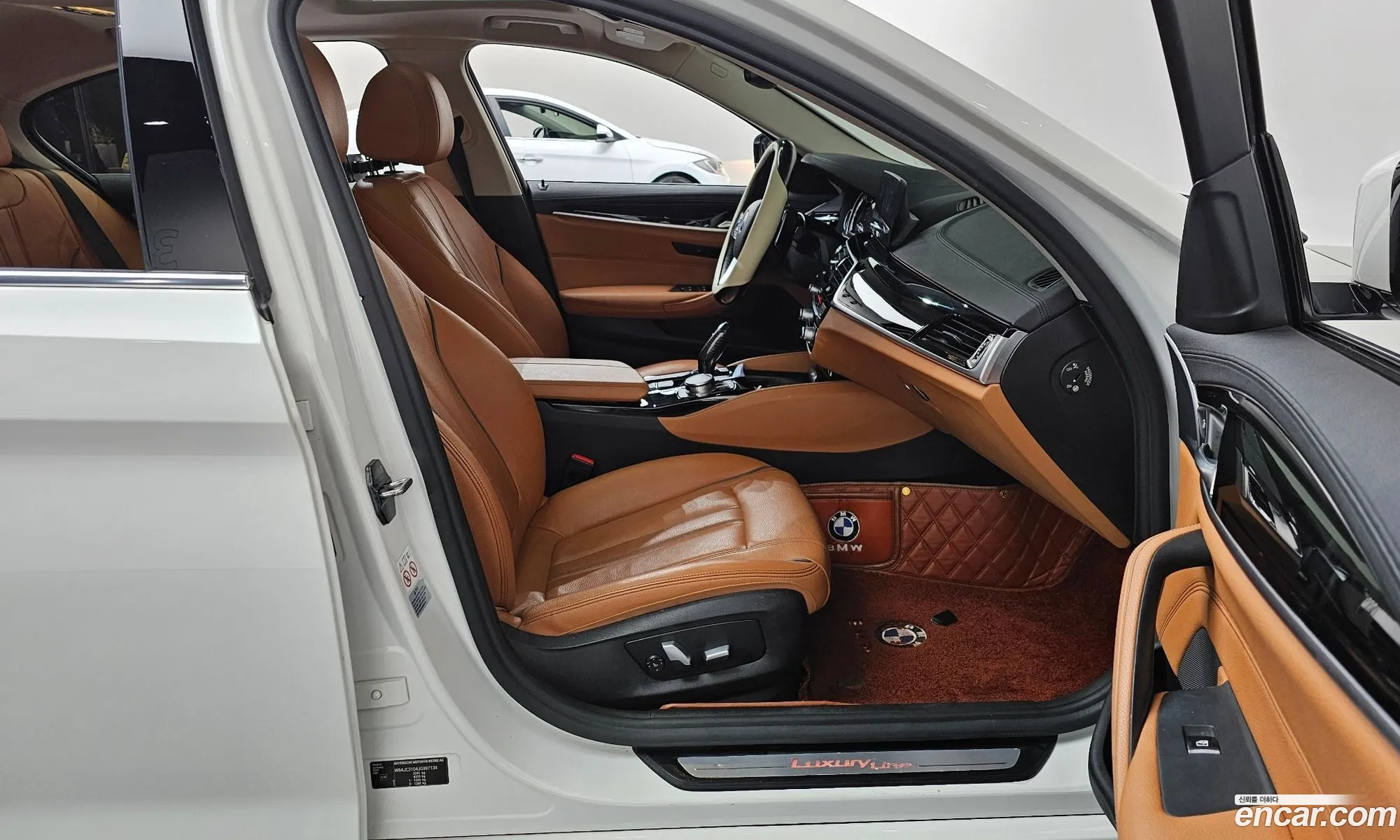 BMW 5 Series 2017 WBAJC3104JG997134 — 18